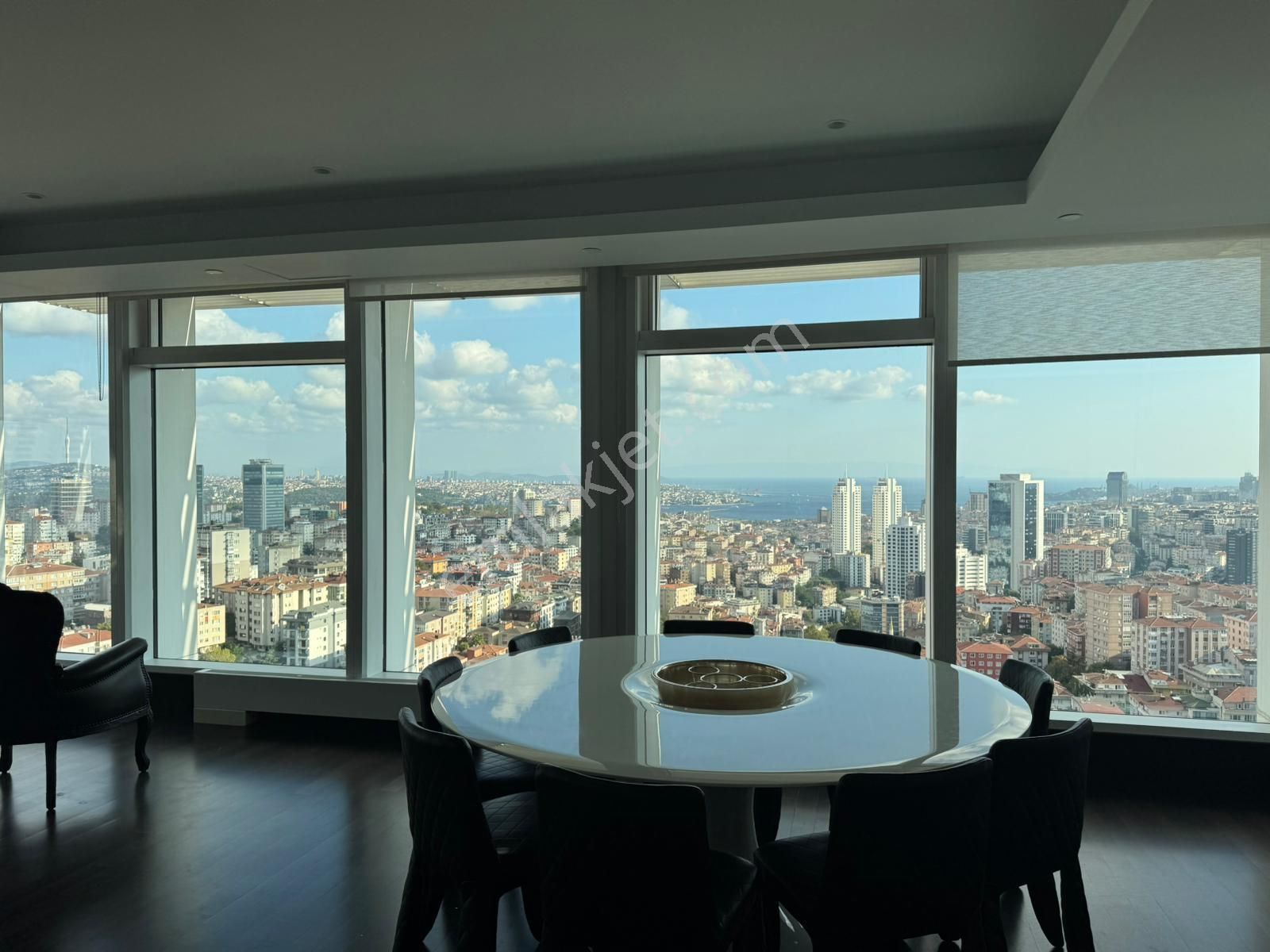 Quasar İstanbul'da Taşınmaya Hazır Kiralık Ofis - Görsel 12