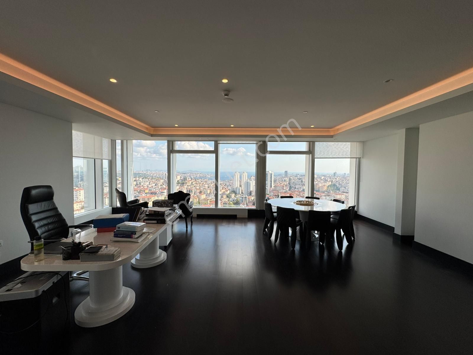 Quasar İstanbul'da Taşınmaya Hazır Kiralık Ofis - Görsel 13