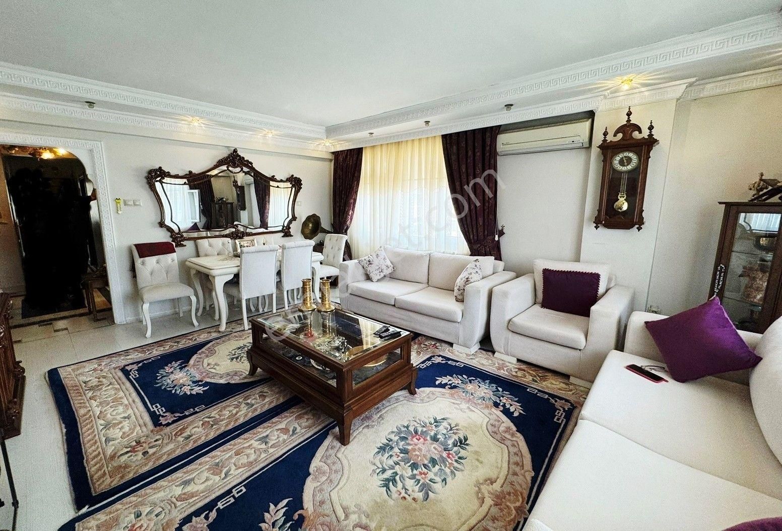 Goldhouse Dan Satılık Siyavuşpaşa Da 3+1 Büyük Daire