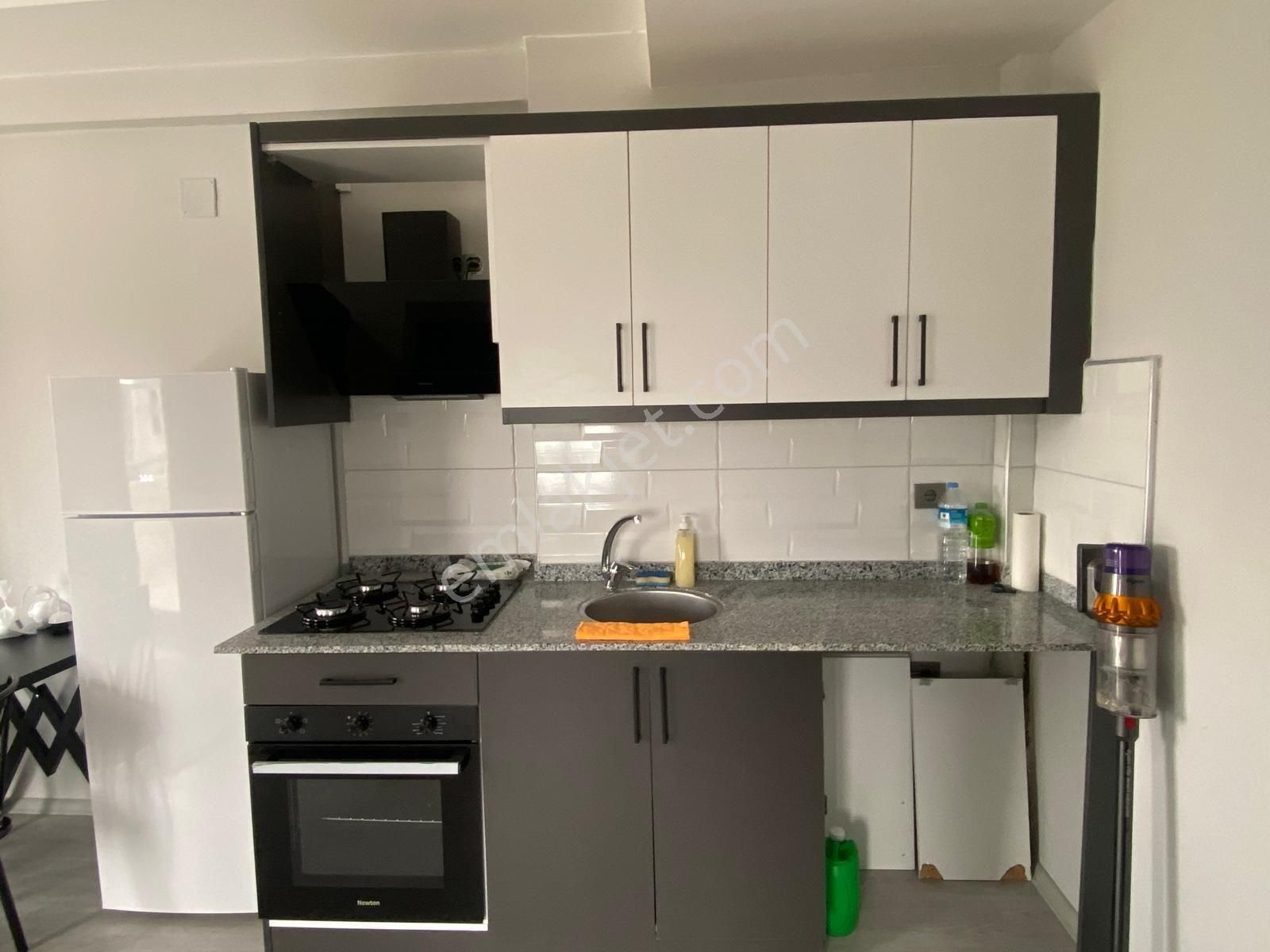 1+1 Sıfır Eşyalı Bulvar Üstü Hasarsız Kiralık Daire