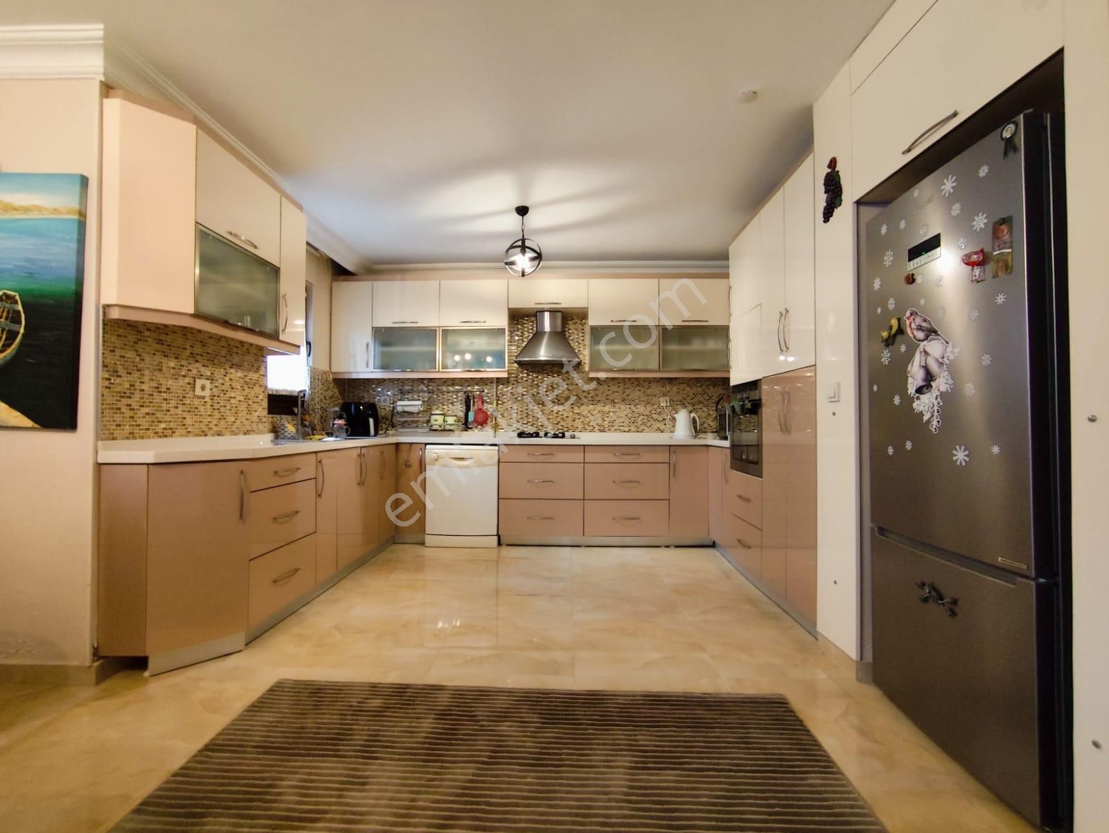 Mertcan Dan Çarşı Mah Güvenlikli Site İçi 5+2 Ebeveyn Banyolu Lüks Villa