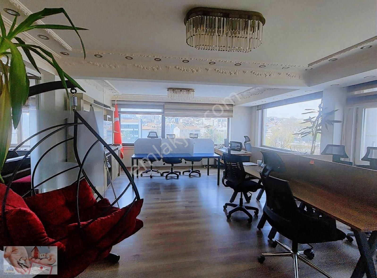Vatan Caddesi Manzaralı Devren Kiralık Full Eşyalı Ofis