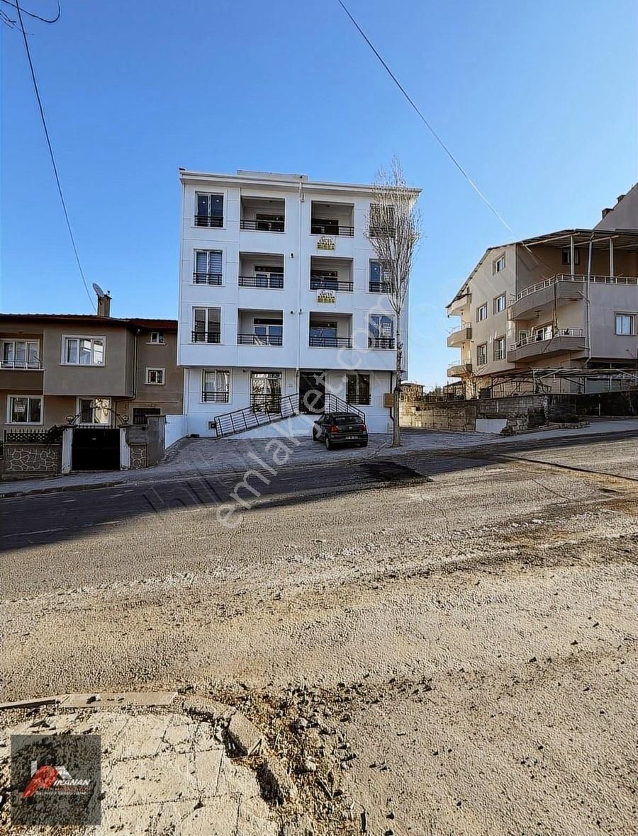 İnanan Emlaktan 20 Temmuz Mah. Ara Kat Sıfır 1+1 Kiralık Daire