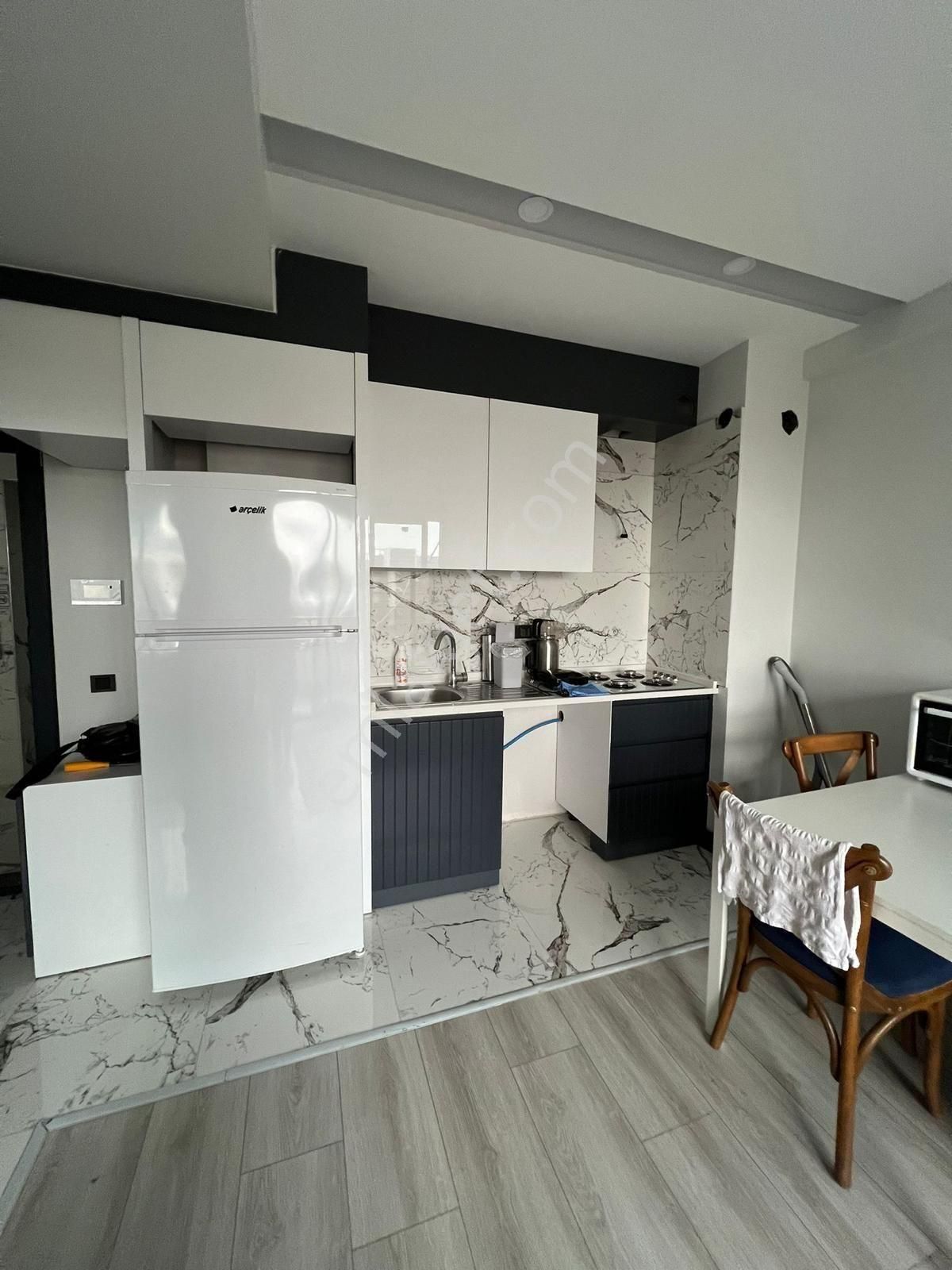 Aksu Altıntaş’ta Katta Eşyalı 1+1 Kiralık Daire