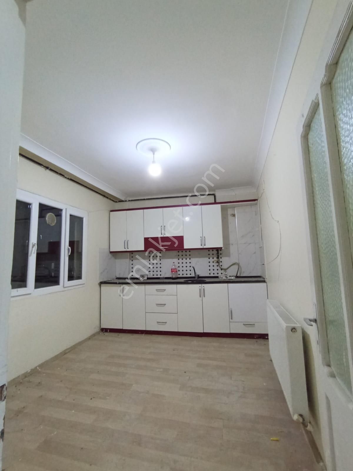 Ağabey Gayrimenkulden Altay Mahallesinde Kiralık Daire