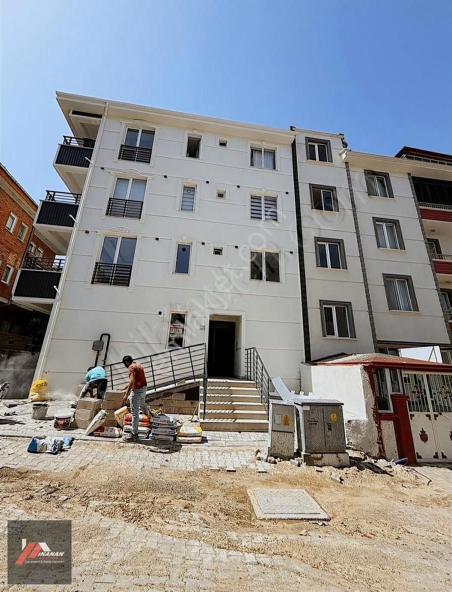 İnanan Emlaktan 2000 Evler Mah. Ara Kat Sıfır 1+1 Kiralık Daire