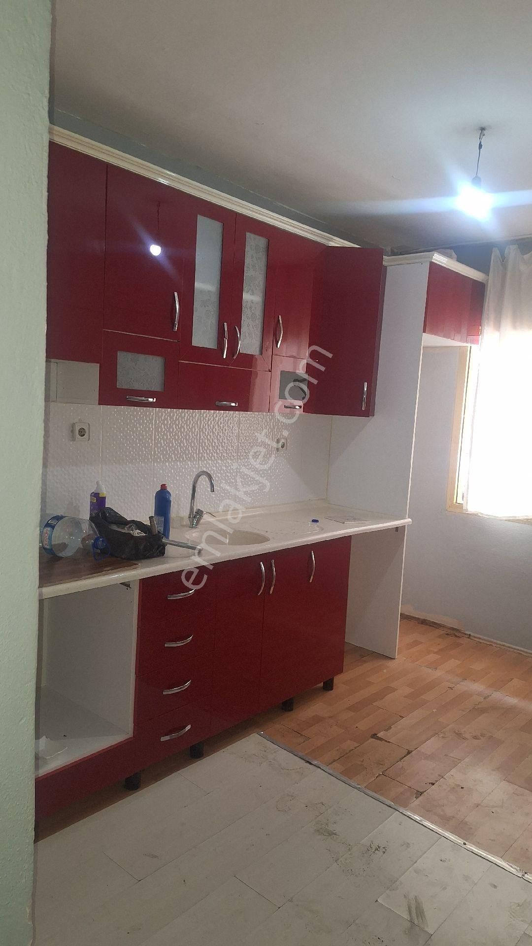 Buca Yeşilbağlar Da Giriş Daıre