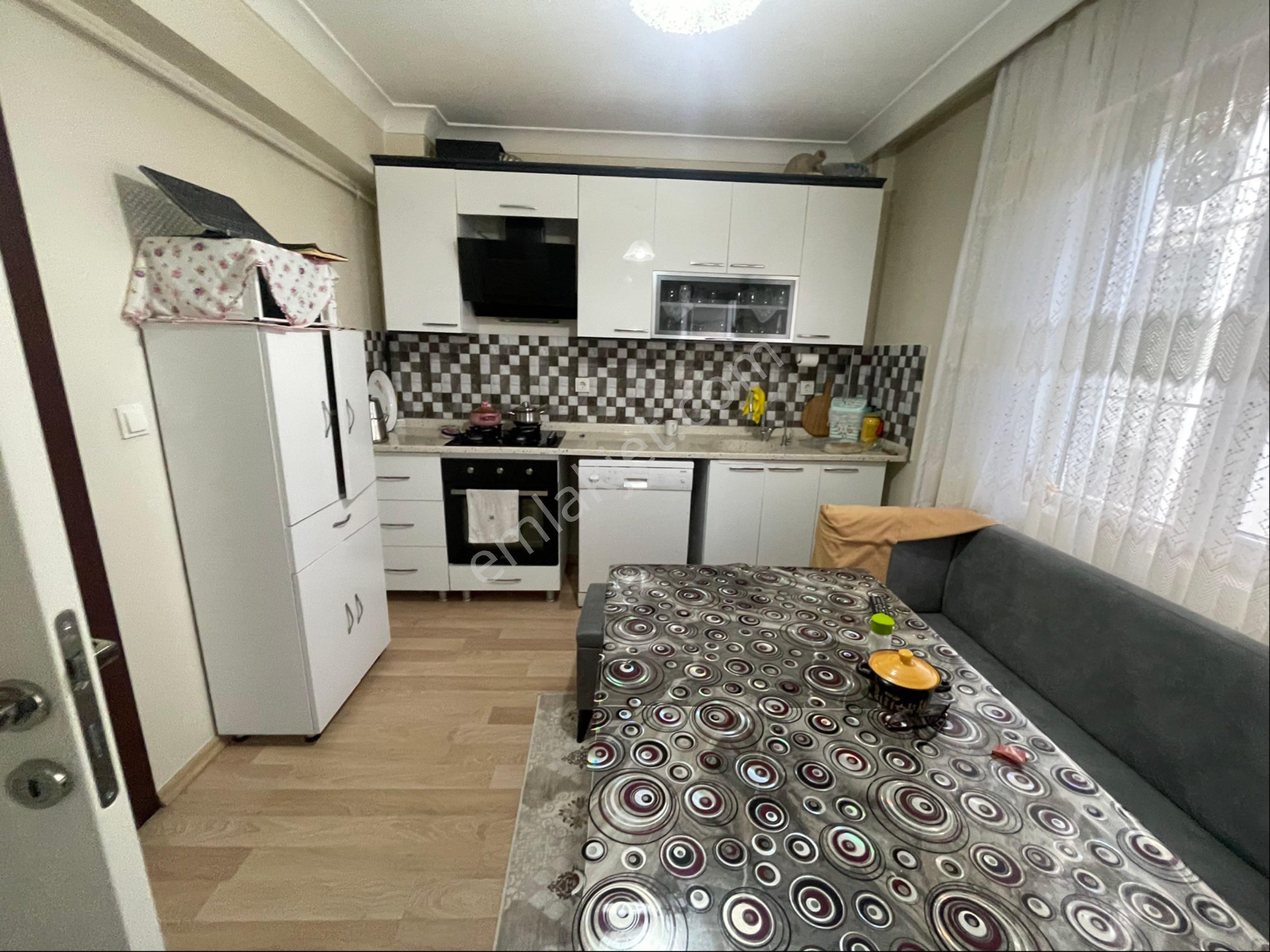 Bağlum Karakaya Da Satılık 3 + 1 Daire Kıredi Sınırı Yok