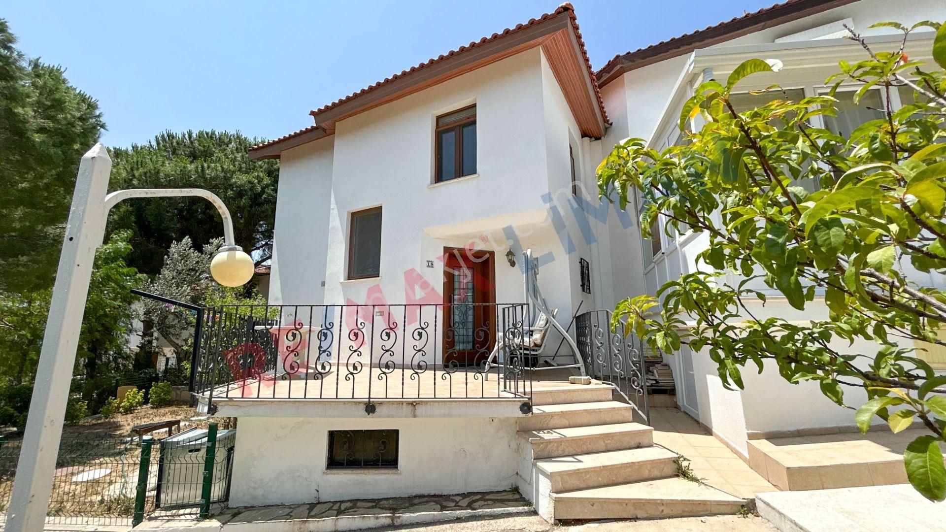 Gömeç Intaland Sevgi Köyünde 3+1 Bahçeli Satılık Yazlık/villa