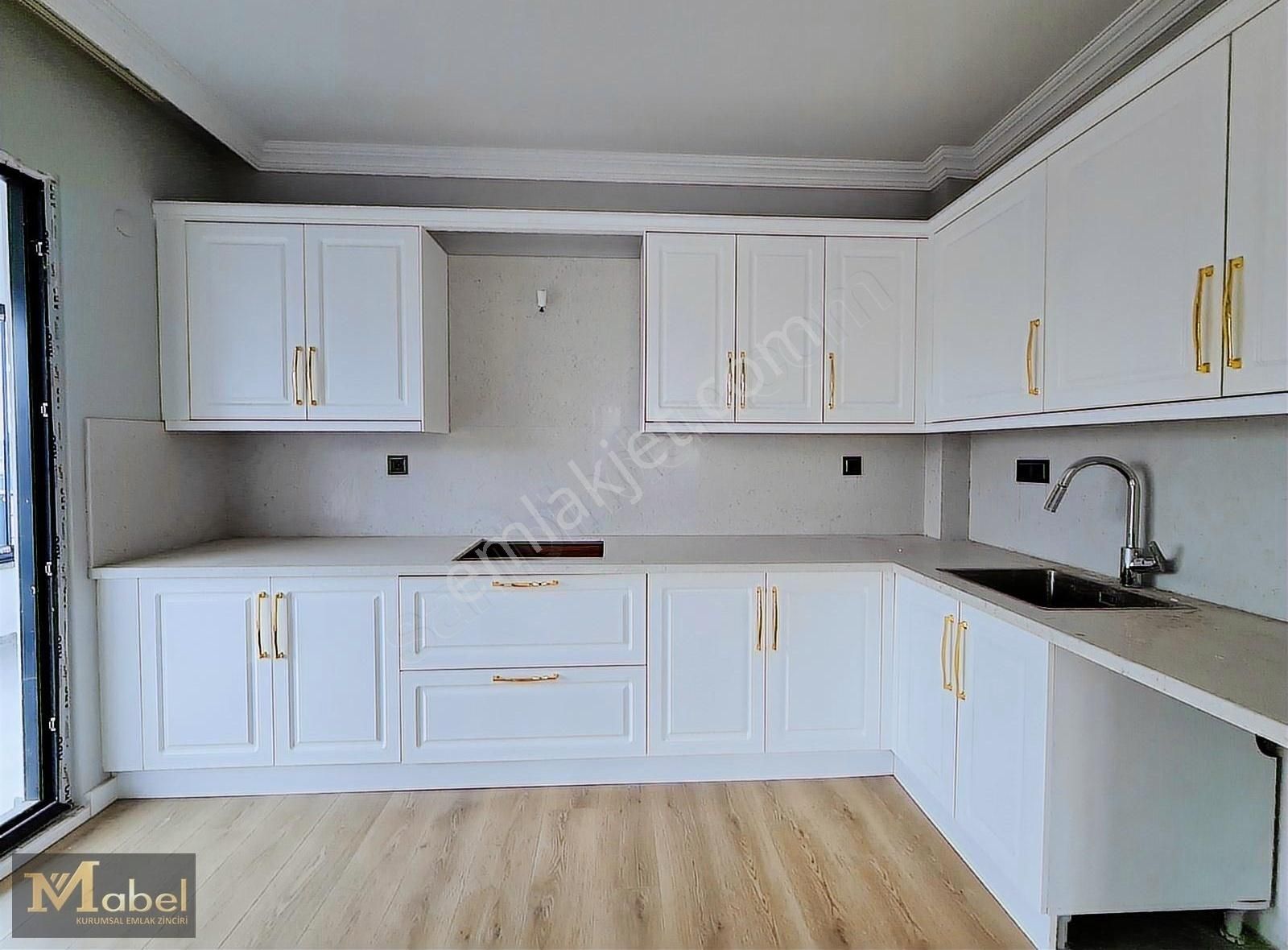 Kurtuluş Mah Rinnova Sitesinde Lux Deniz Ve Doğa Manzaralı Daire