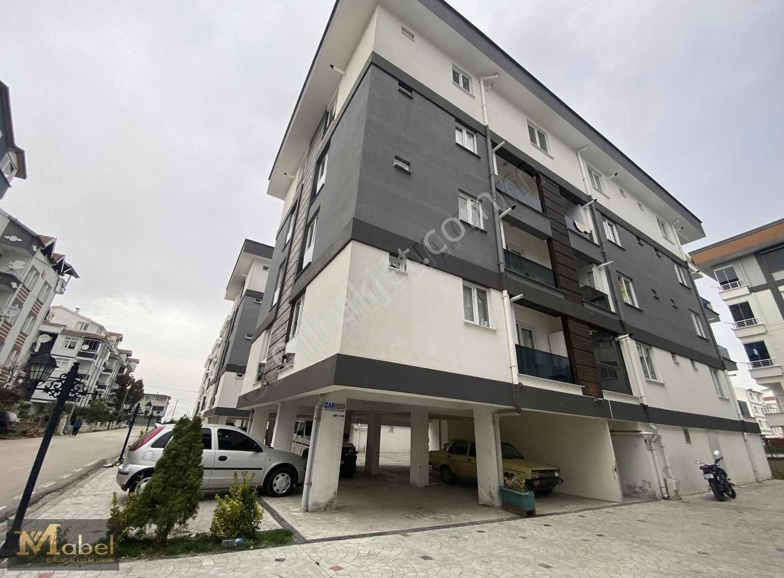 Mabel Gayrimenkul-cumhuriyet M.-dubleks Fırsat Kiralık Daire
