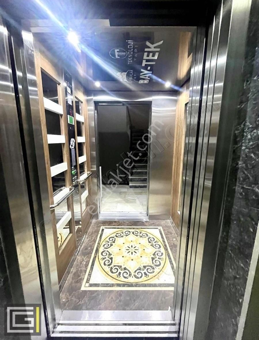 Taşyaka'da Konforlu Yaşam!asansörlü Geniş Ve Modern 3+1!