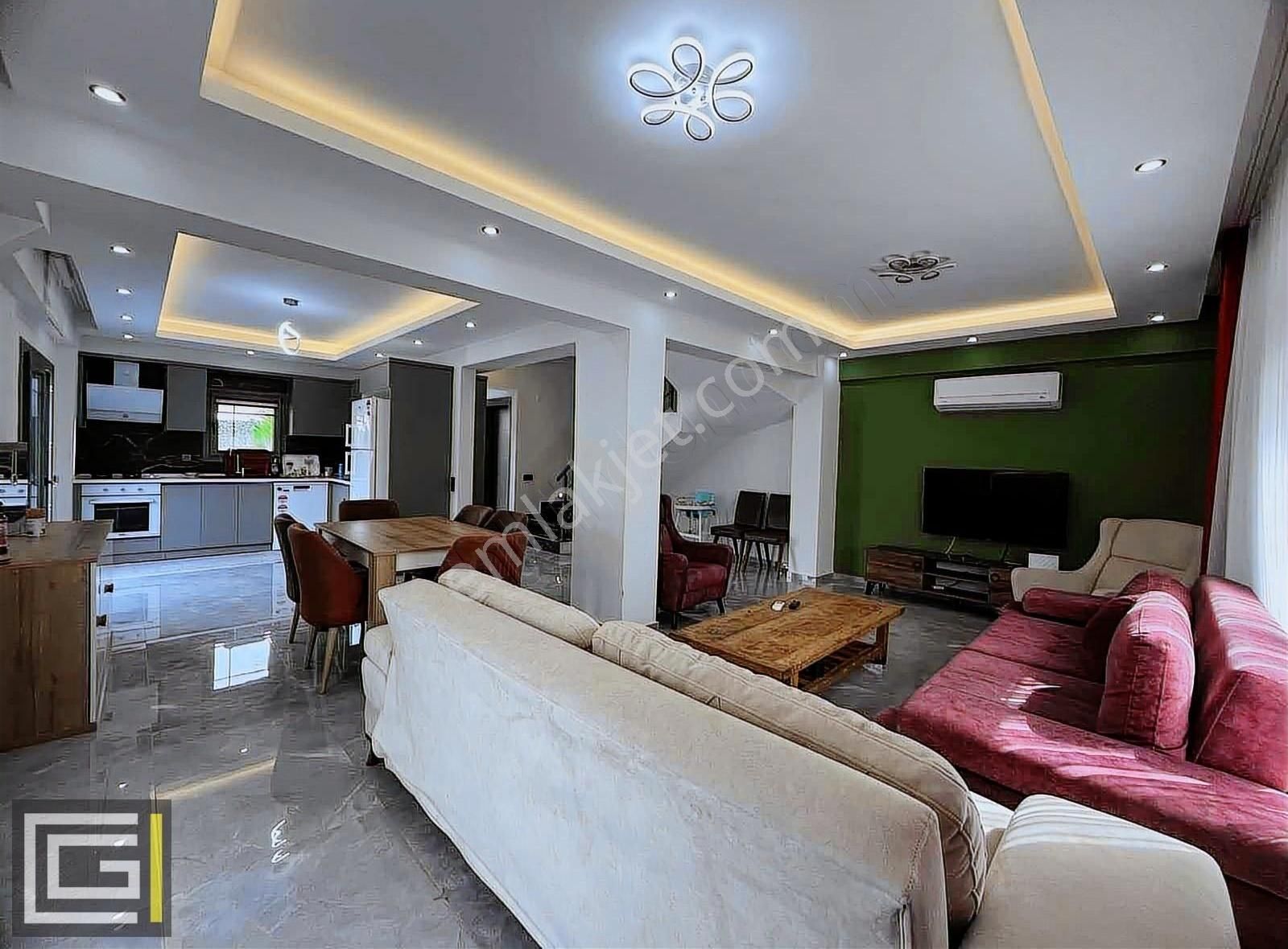 Fethiye Karagedik Bölgesinde Birinci Sınıf 4+1 Havuzlu Villa