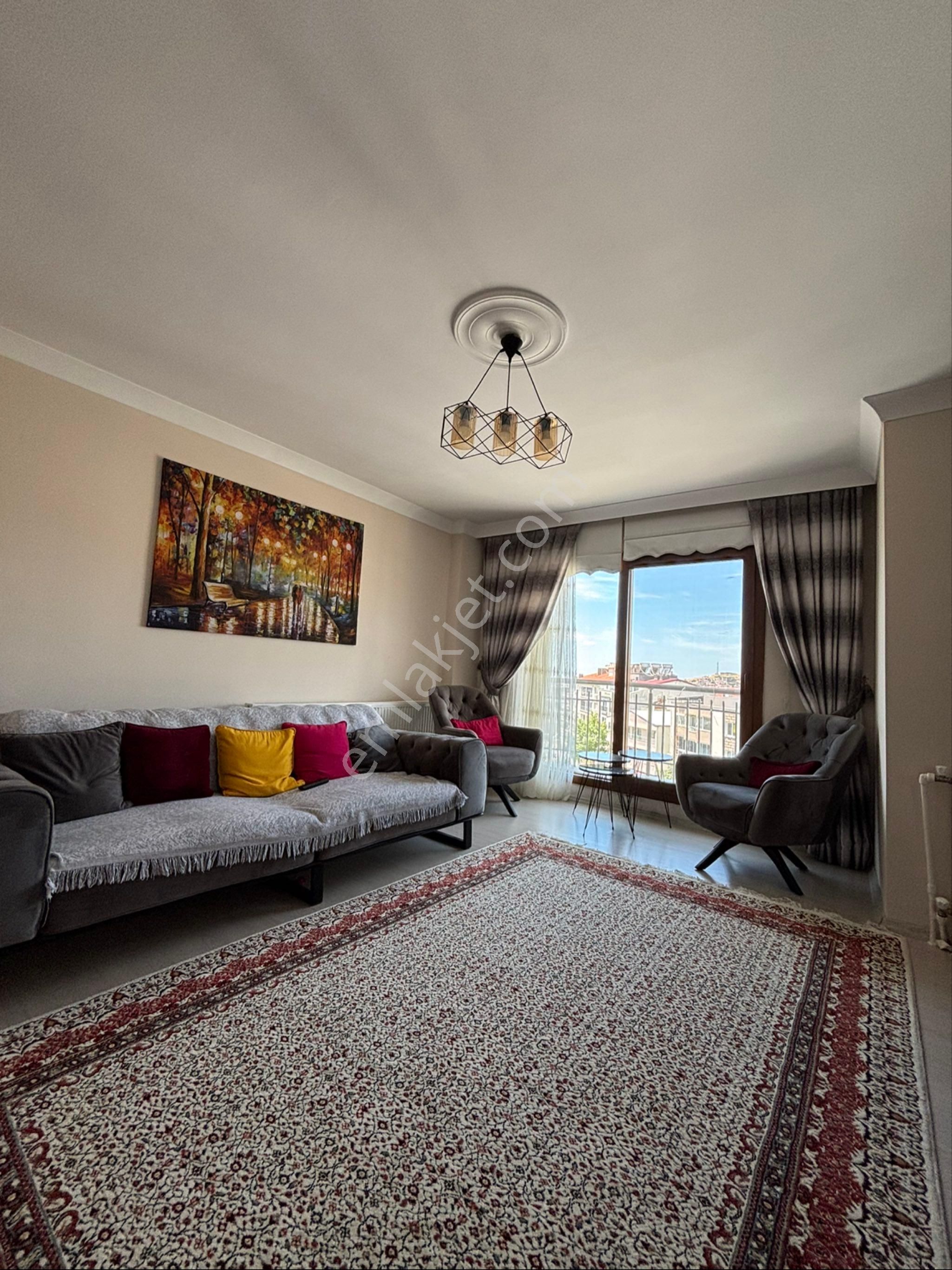 Bergama Maltepe De Satılık 5+2 Dubleks Daire