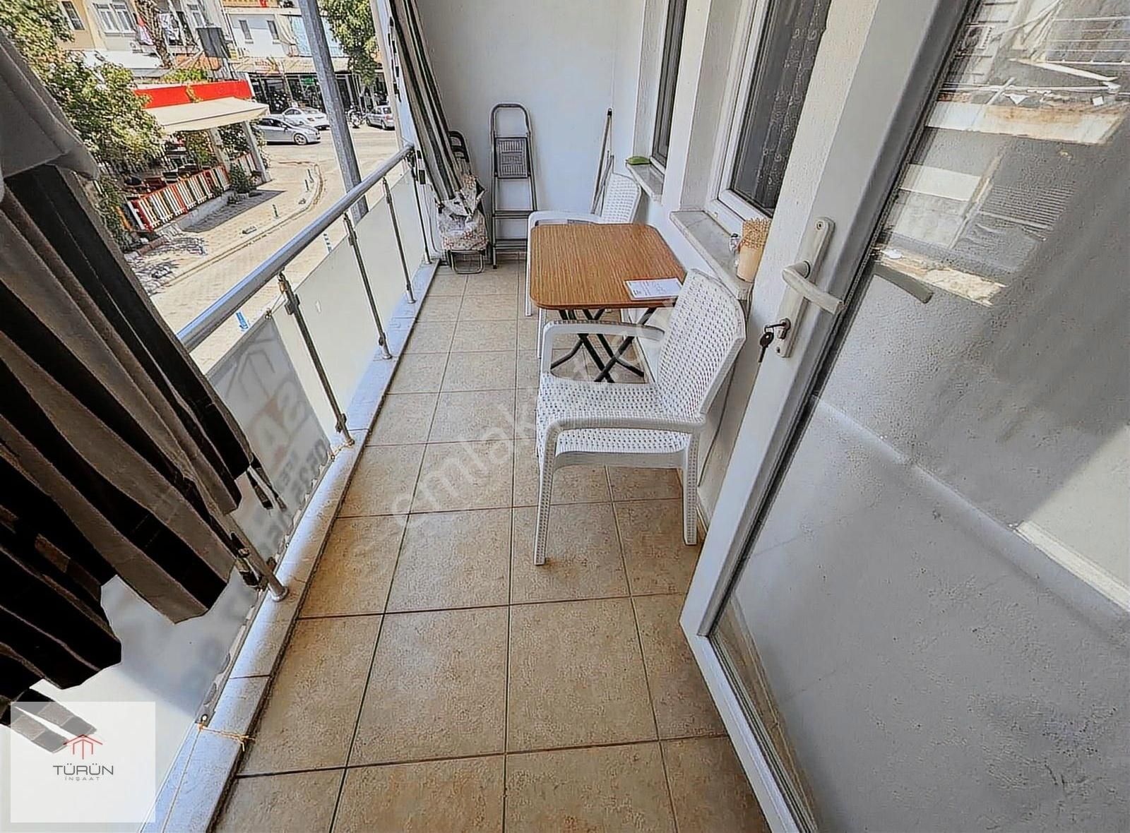 Fethiye Foça Mahallesinde Ara Kat 1+1 Satılık Daire