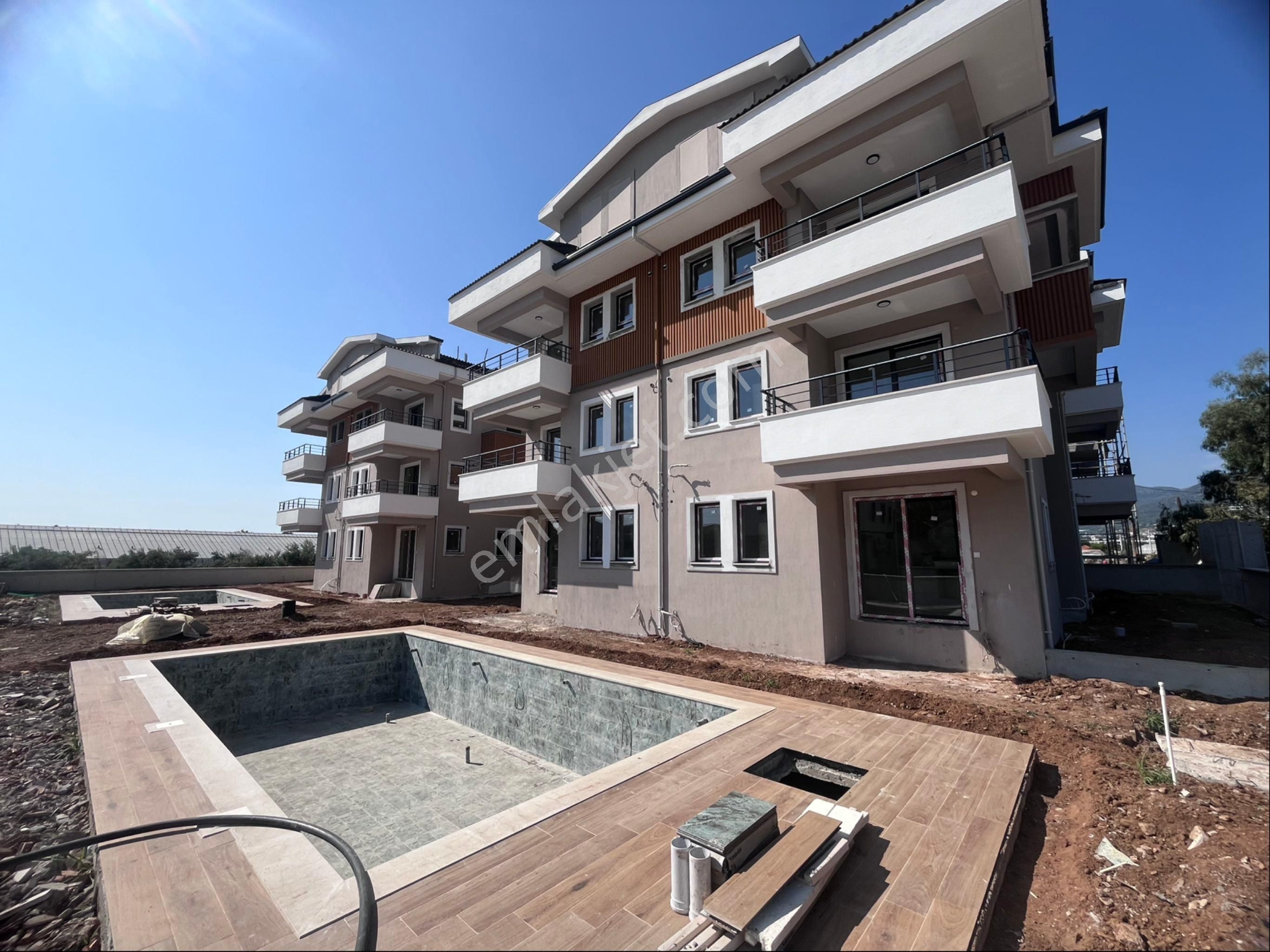 Airbnb Yönetmeliğine Uygun Havuzlu Sıfır 2+1 Çatı Dubleks Satılık Daire
