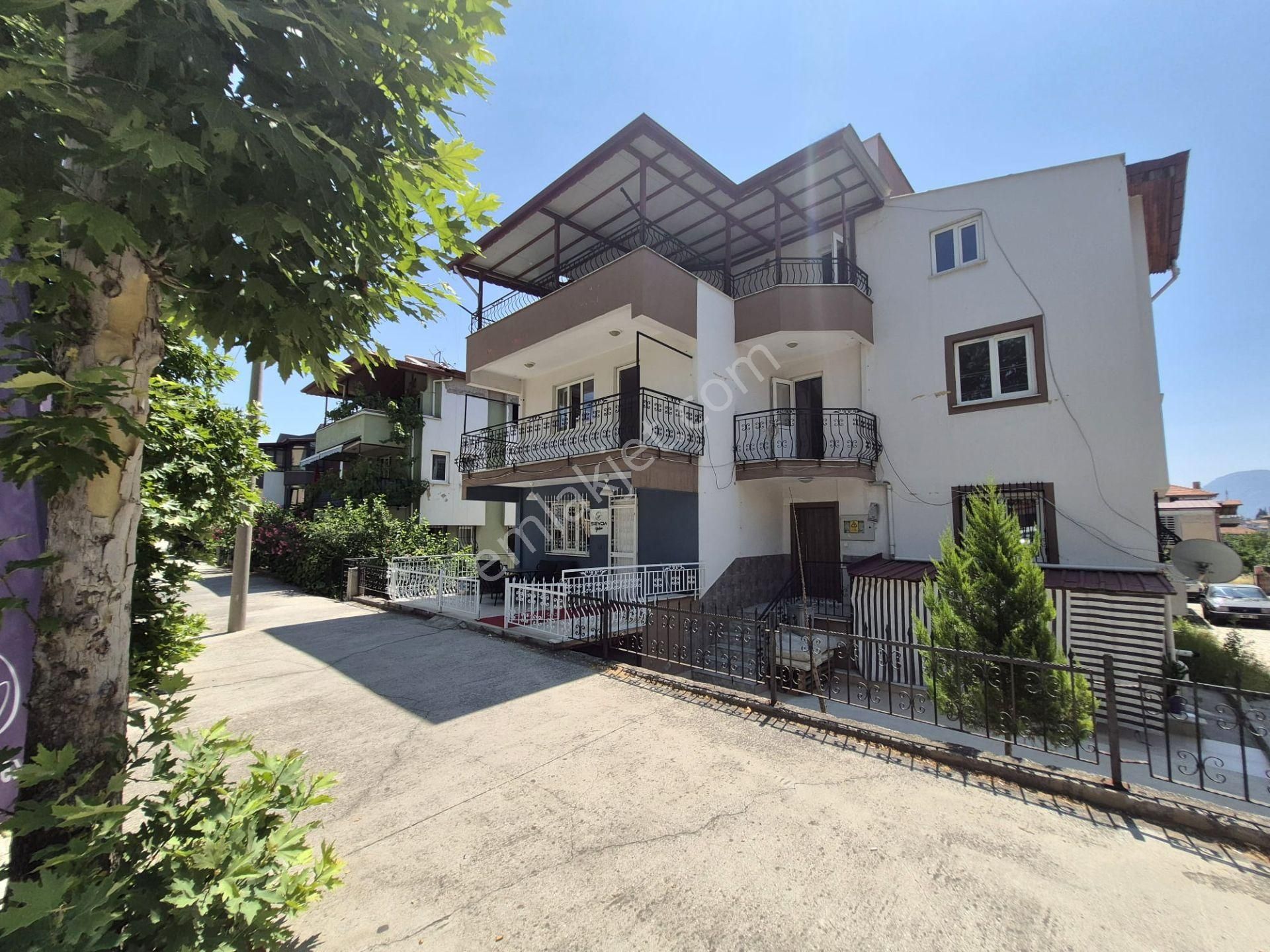 Redstone Myra Dan Gültepe Mahallesi Nde Kiralık Dubleks Daire