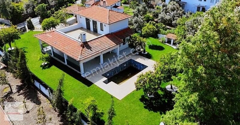 Tuana Gayrimenkul'den Toparlarda 3+1 Tam Müstakil Villa