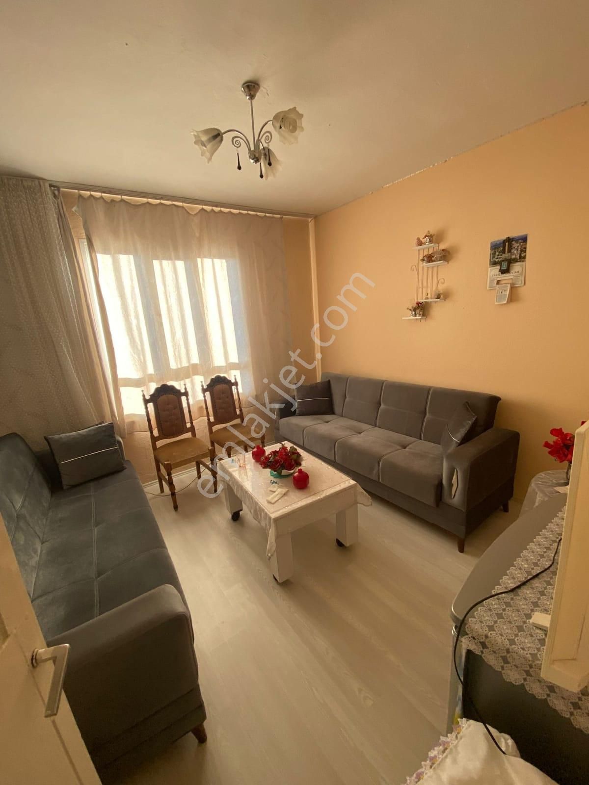 Kristal Ege Gayrimenkulden Satılık 3+1 Daire