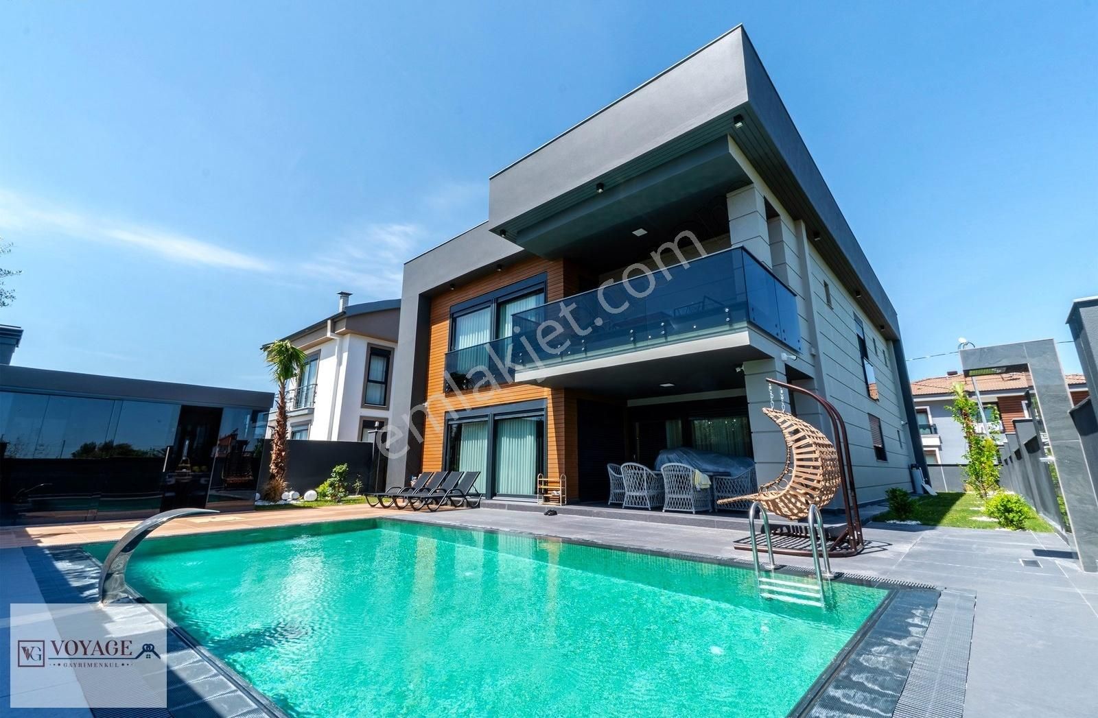 Yeşilbayırda 500m² Arsada Yeni, Müstakil Ve Mobilyalı 4+1 Villa