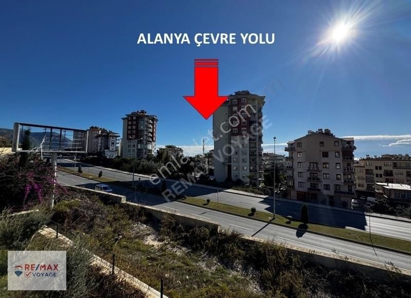 Alanya Cikcillide Satılık 2+1 Havuzlu Site De Boş Daire