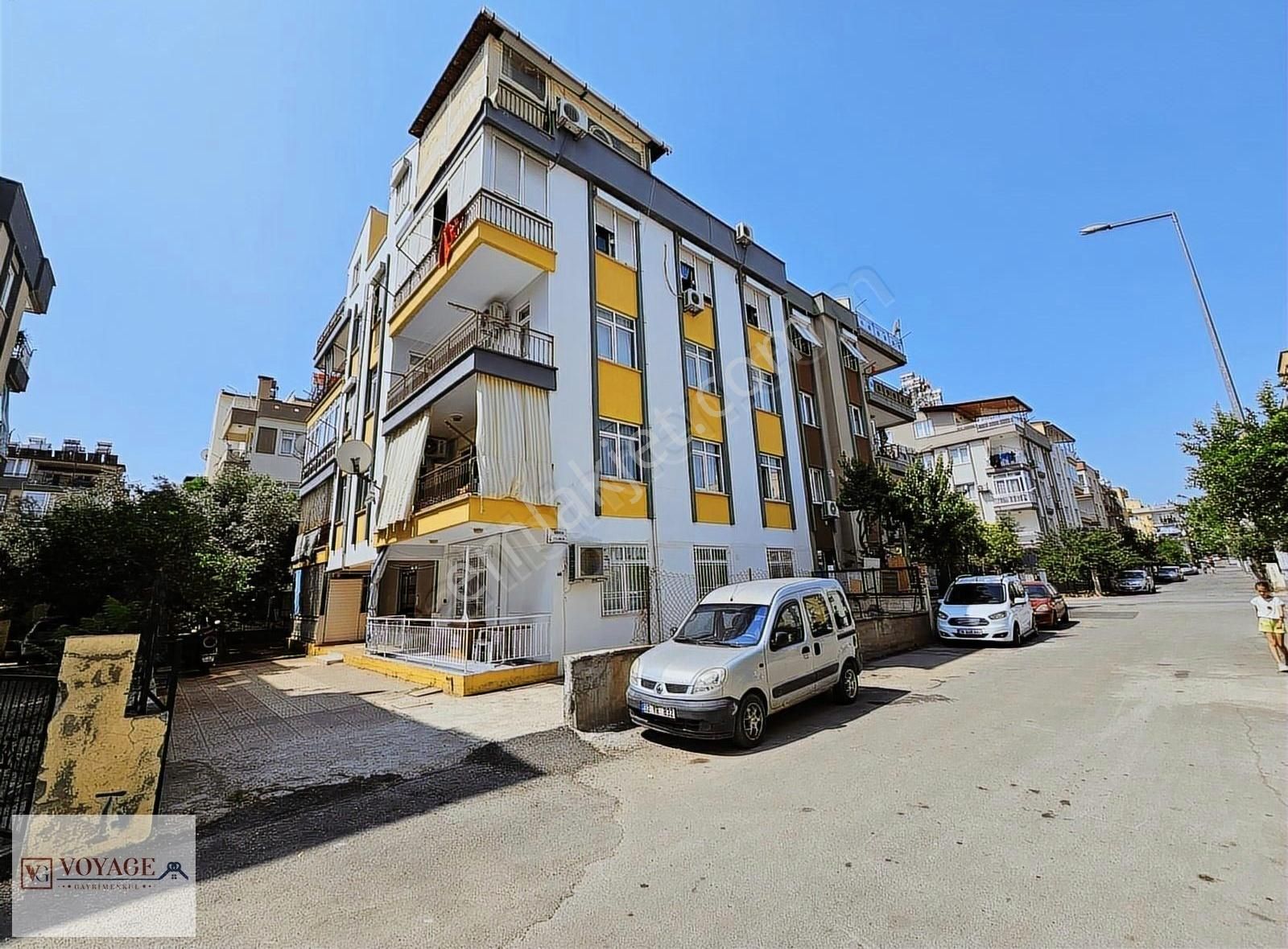 Kepez Yeşilırmak Caddesinde Tramvay Durağı Yanı 2+1 Eşyalı Daire