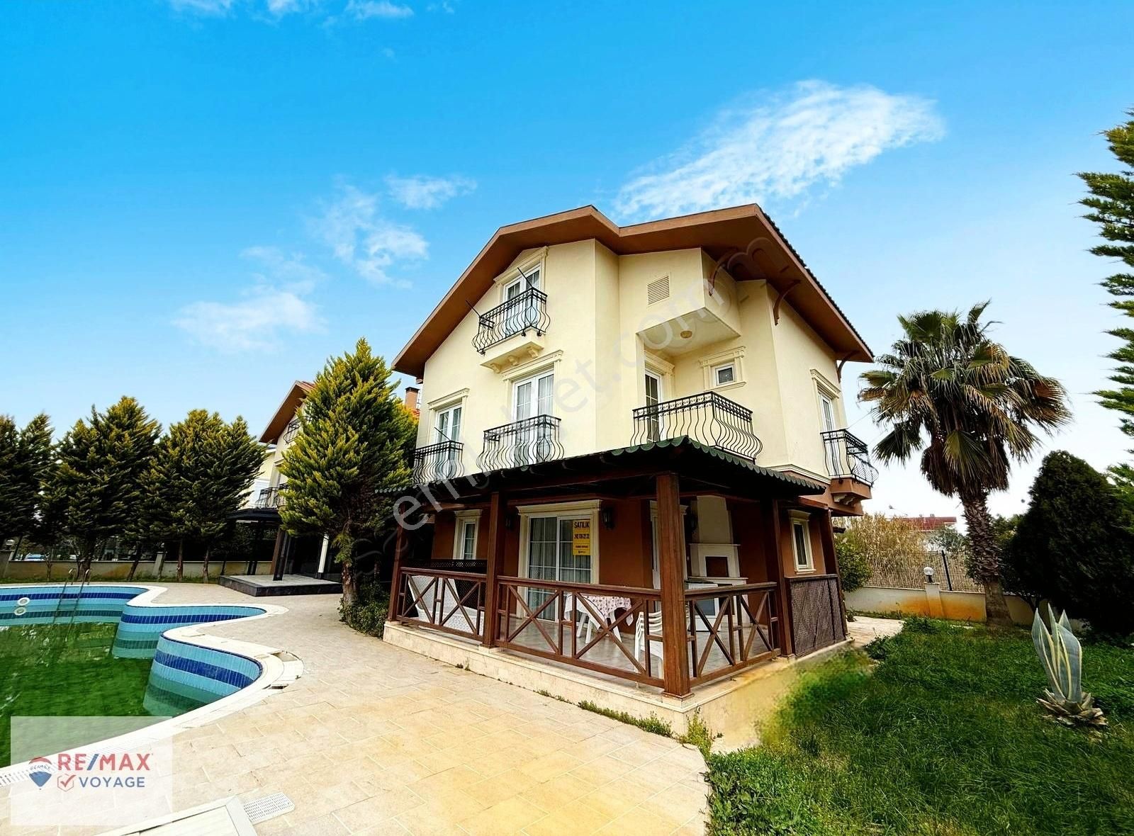 Antalya\belek'de 4+1 Site İçerisinde Satılık Lüks Villa