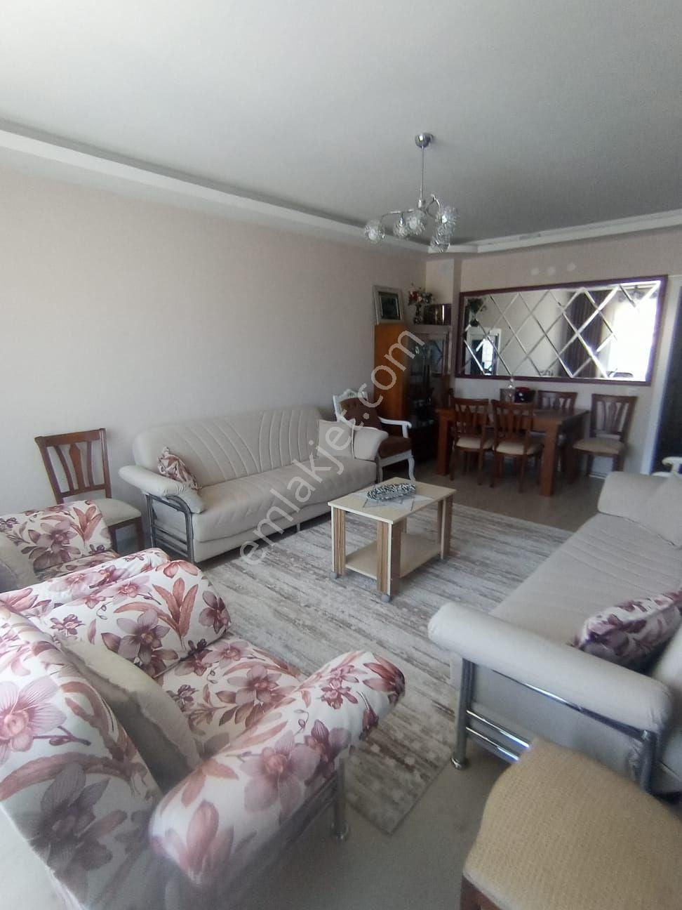 Mamak Durali Alıç Mahallesi'nde 3+1 Cadde Üzerinde Daire