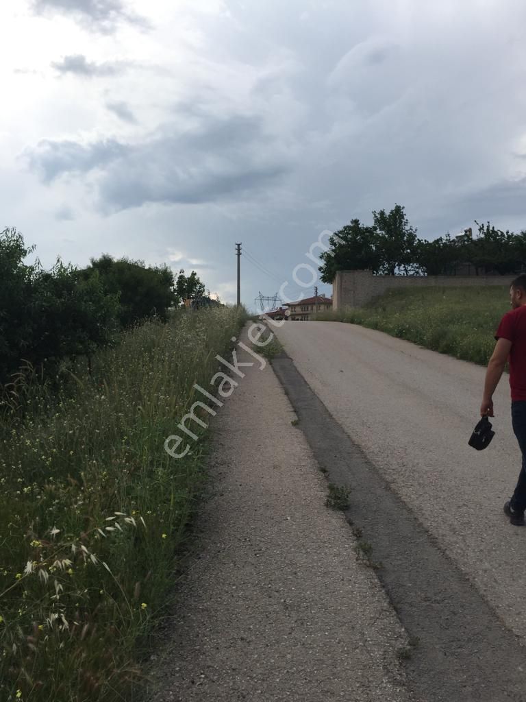 Turkuaz Gayrimenkulden Ayaş/hacırecepte Tek Tapu Satılık Arsa