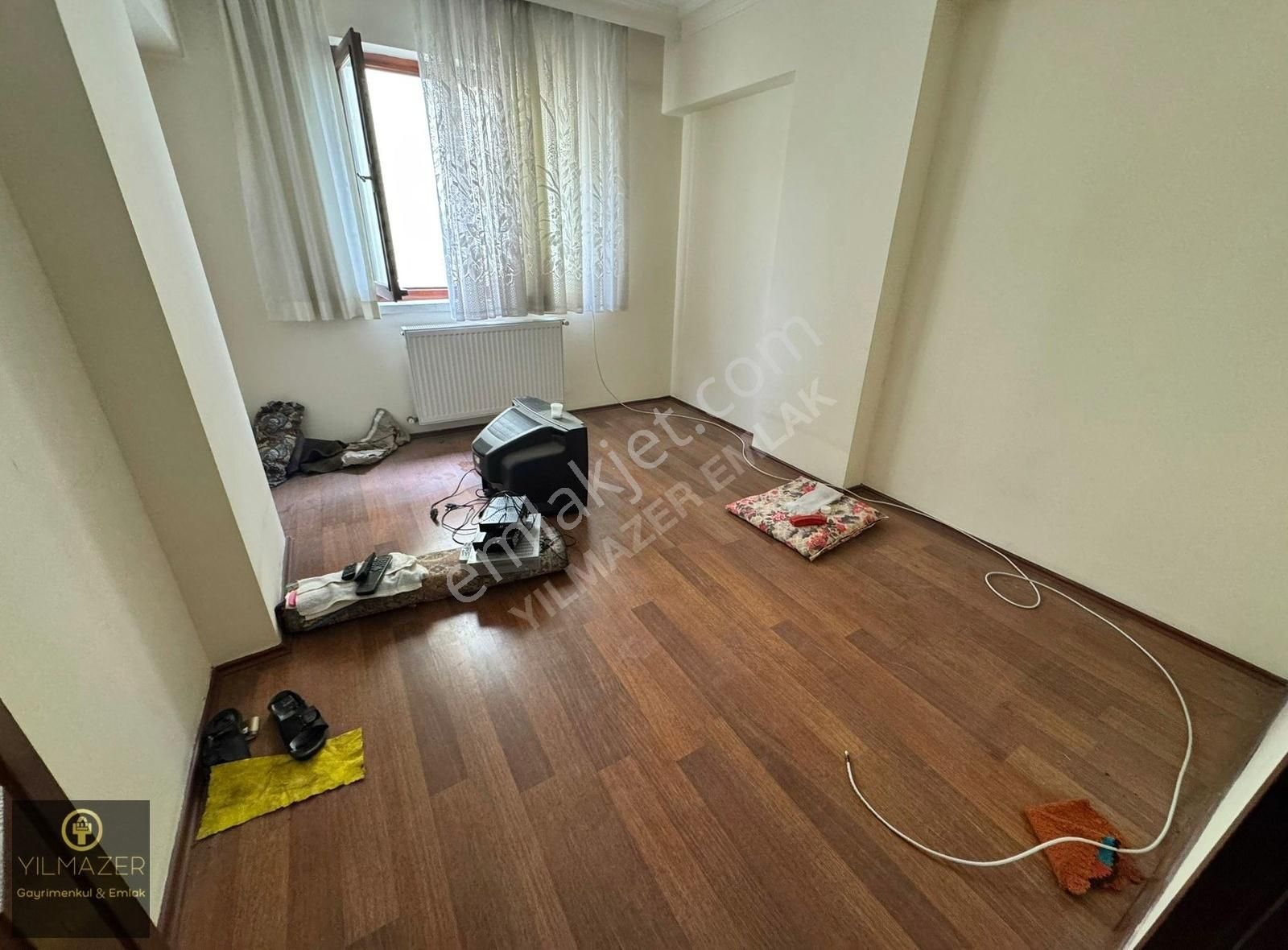 Yılmazer'den Köroğlu Parkı Karşısı Arakat 3+1 Güney Cephe Satlık
