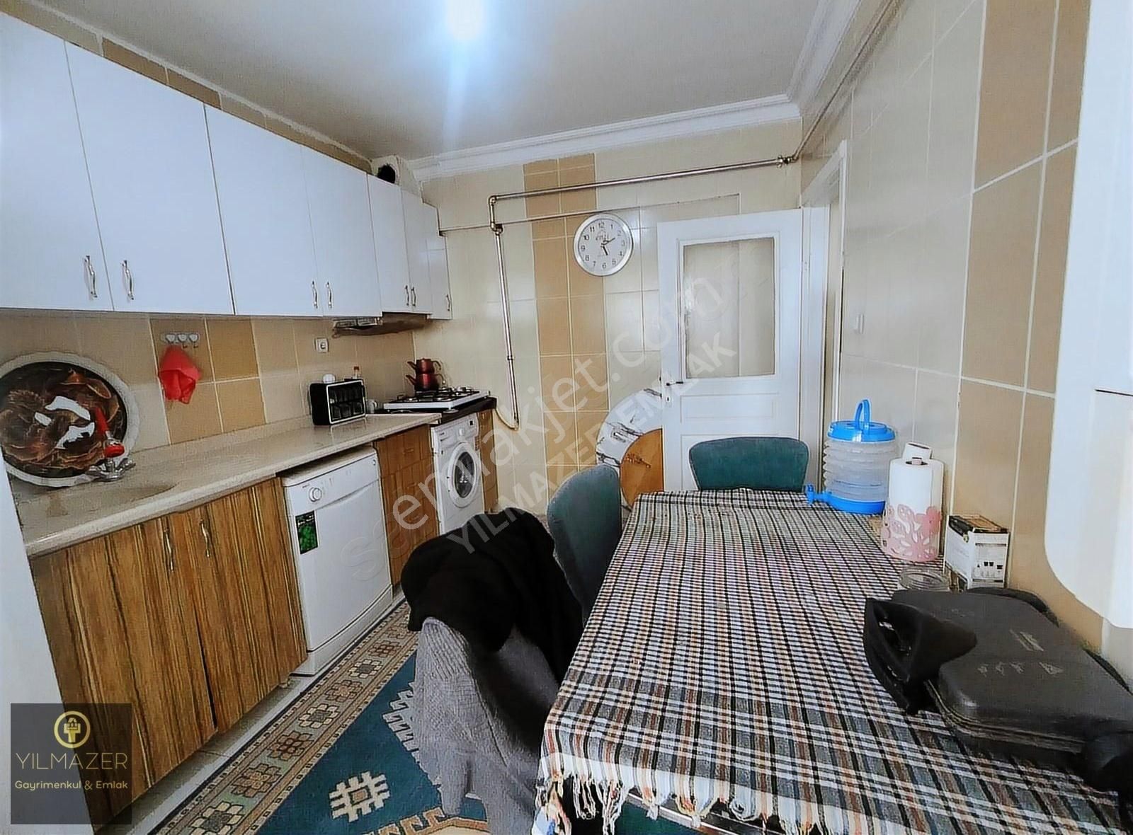 Başak Semt Polikliniği Dibinde Yüksek Kiracılı İskanlı Giriş 2+1