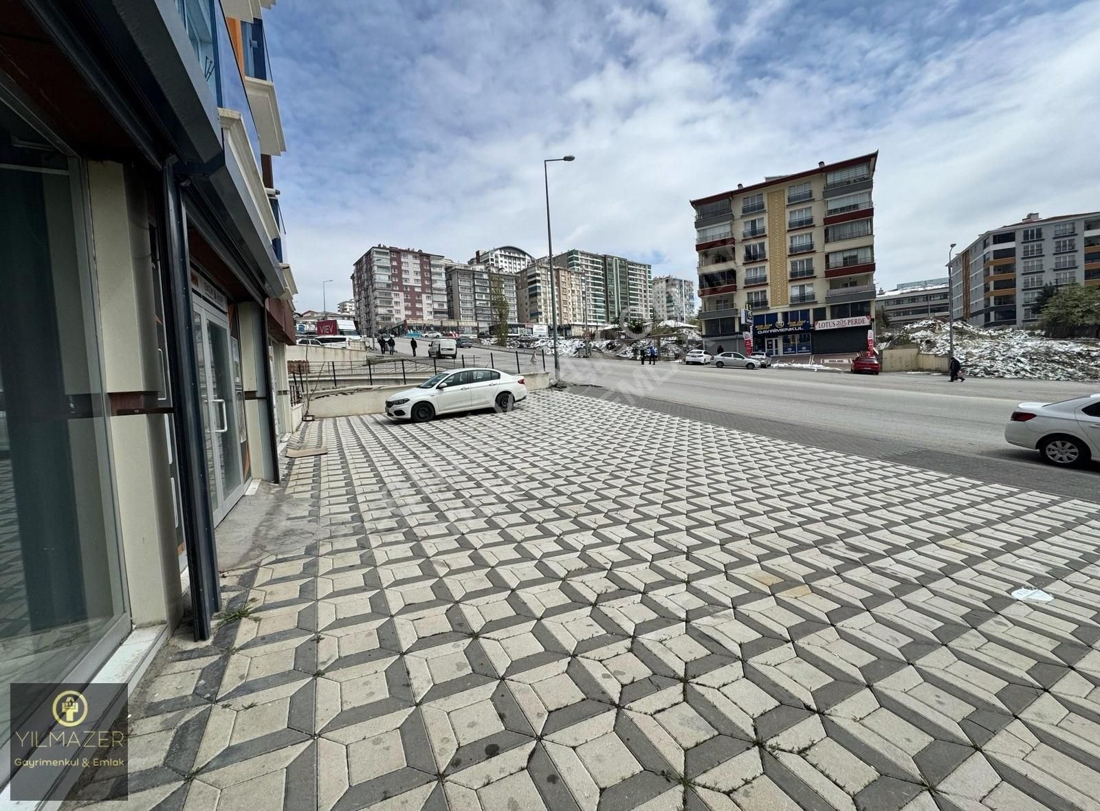 Yılmazer'den Şehit Ertuğrul Kocaer Cadde Üzeri Kiralık Dükkan!!!