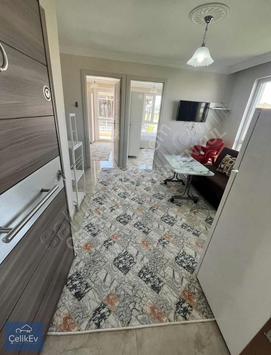 Çelikev Gayrimenkul'den Çünür'de Kiralık 2+1 Arakat Apart