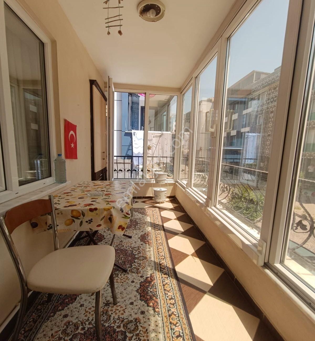 Avcılar D.köşklerde 3+1 10 Yıllık Bina Metrobüse Yakın Daire - Görsel 5