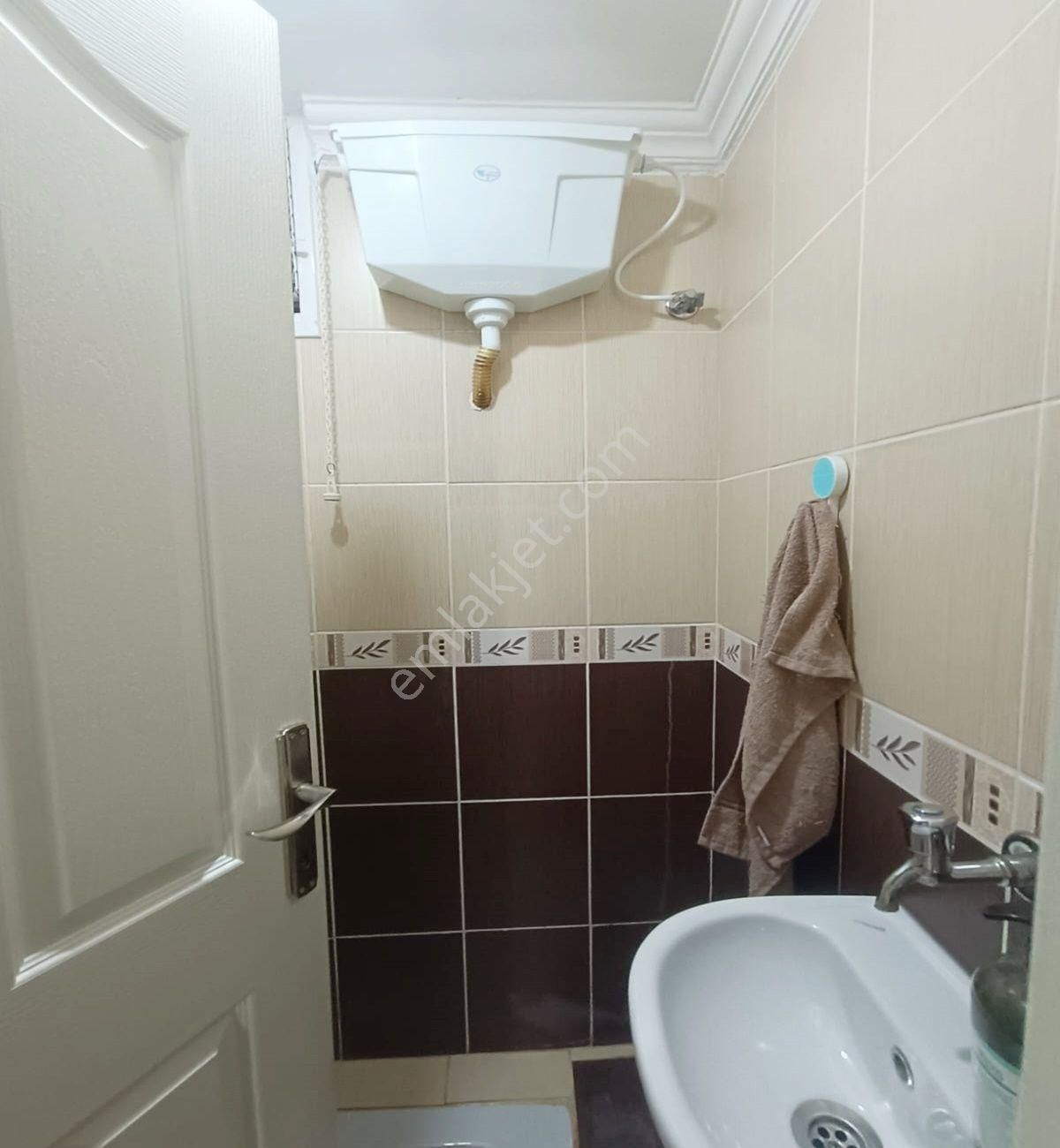 Avcılar D.köşklerde 3+1 10 Yıllık Bina Metrobüse Yakın Daire - Görsel 14