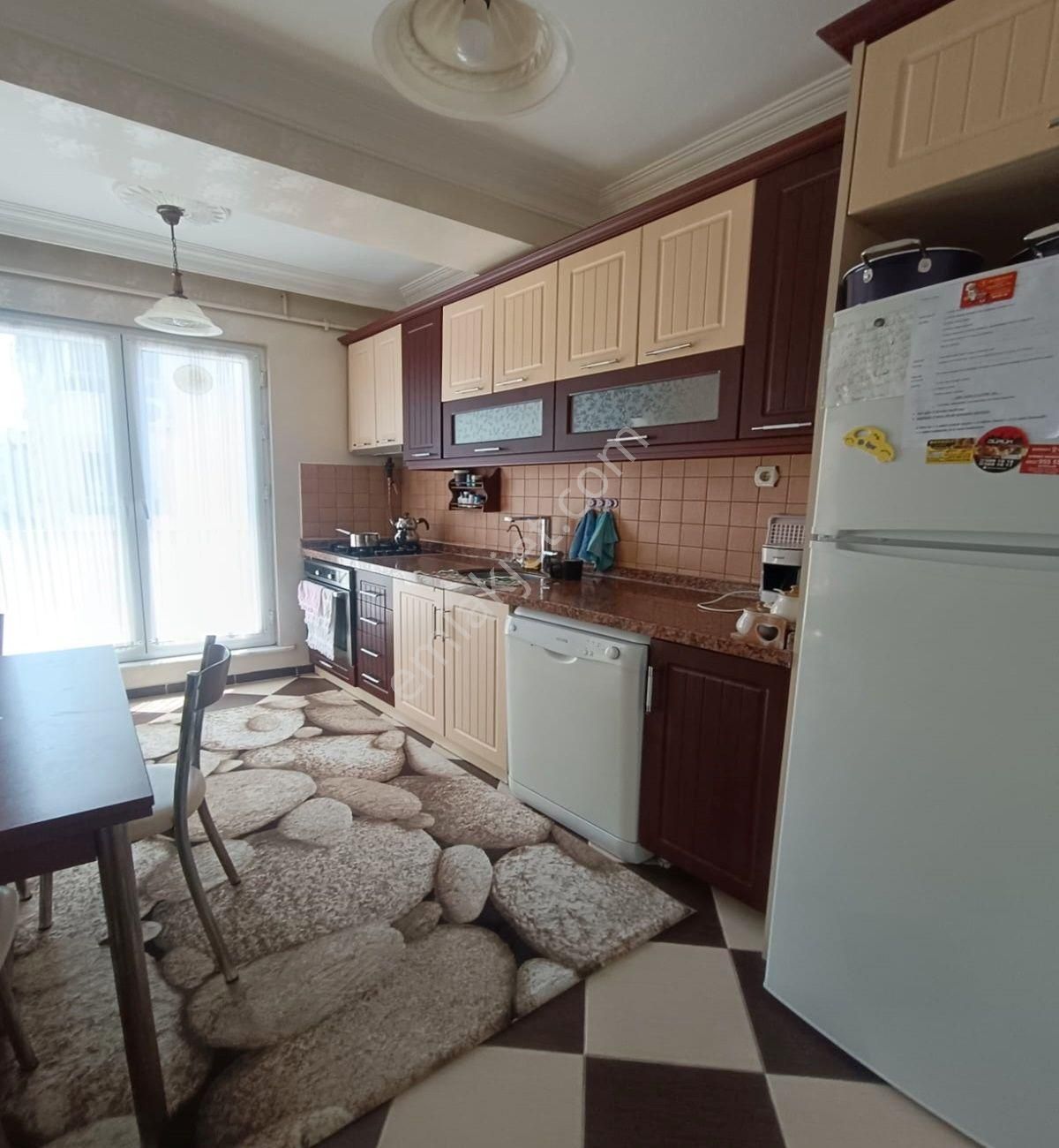 Avcılar D.köşklerde 3+1 10 Yıllık Bina Metrobüse Yakın Daire - Görsel 7