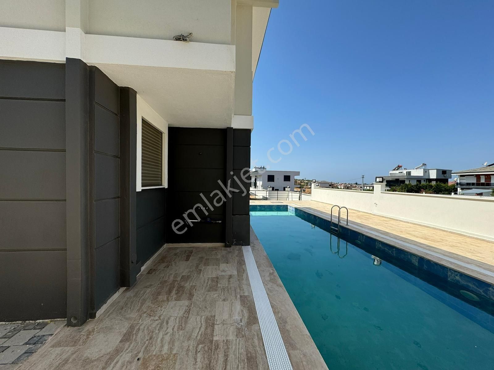 Didimde Satılık 3+1havuzlu Villa