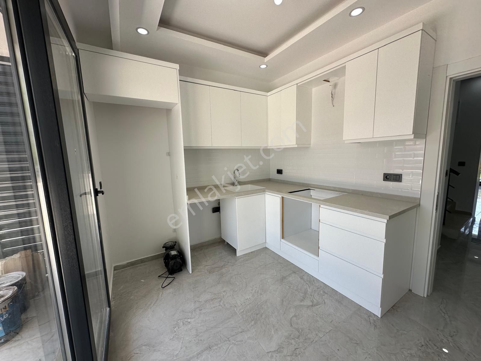 |global| Müstakil Havuzlu Deniz Manzaralı Villa - Görsel 34