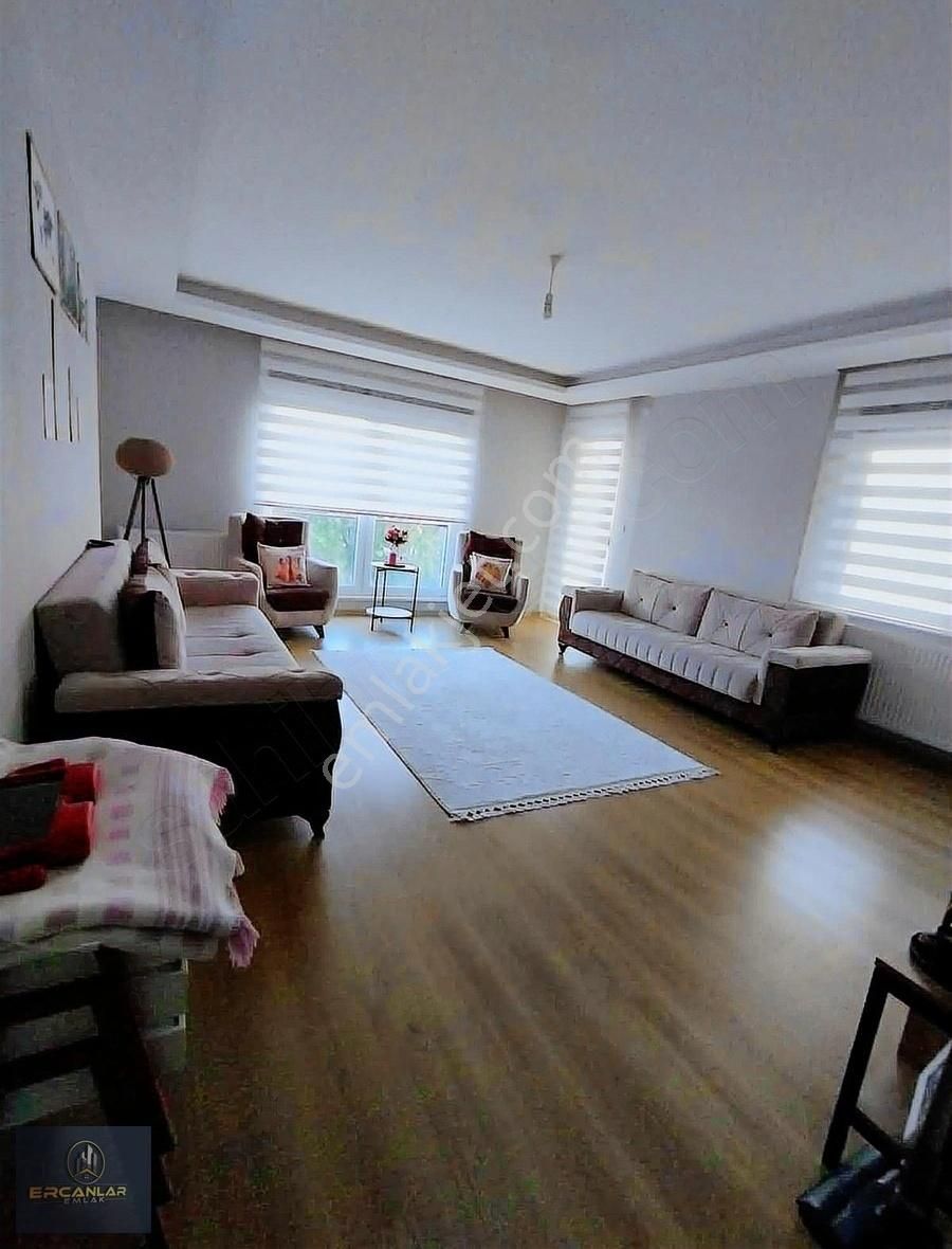 Ercanlar Emlaktan Kıralık Eşyalı Daire