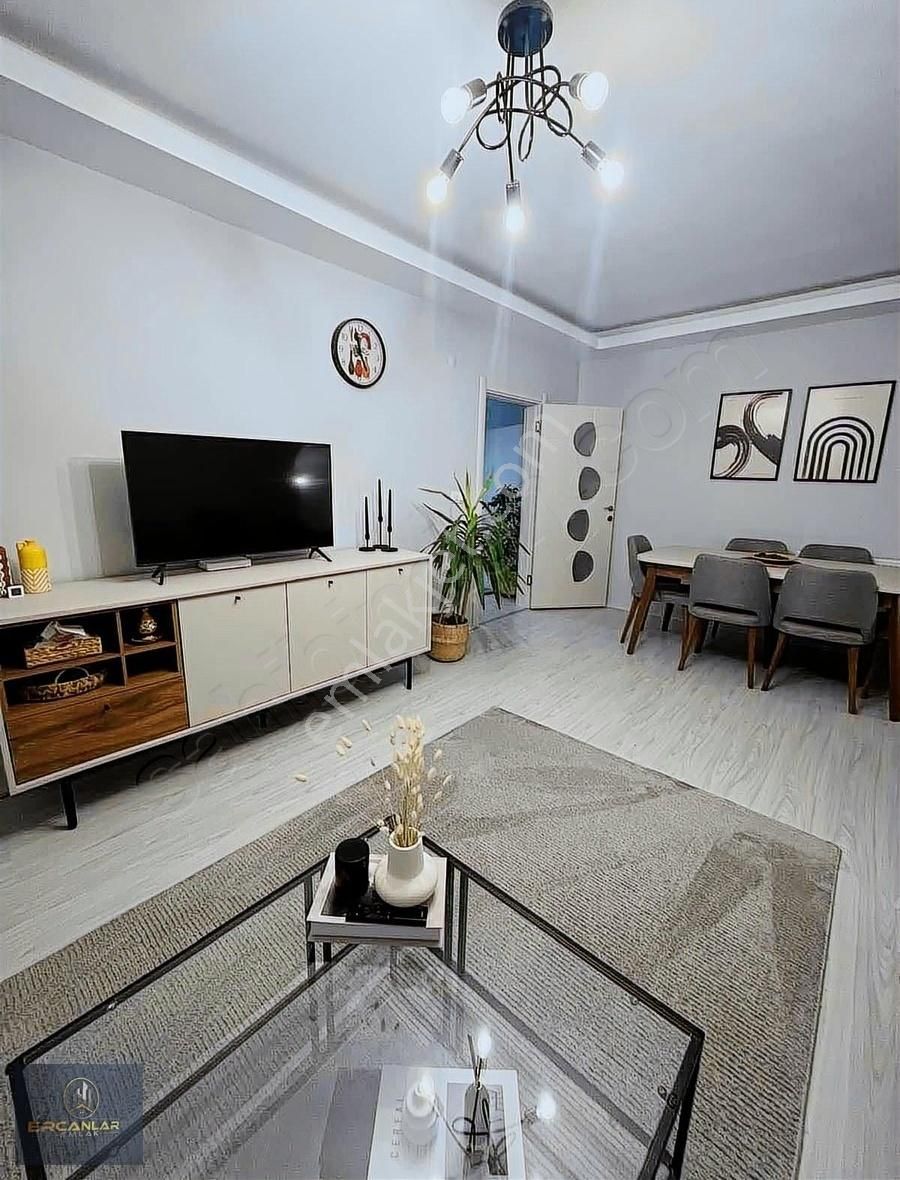 Ercanlar Emlak'tan Satılık Genış Daire