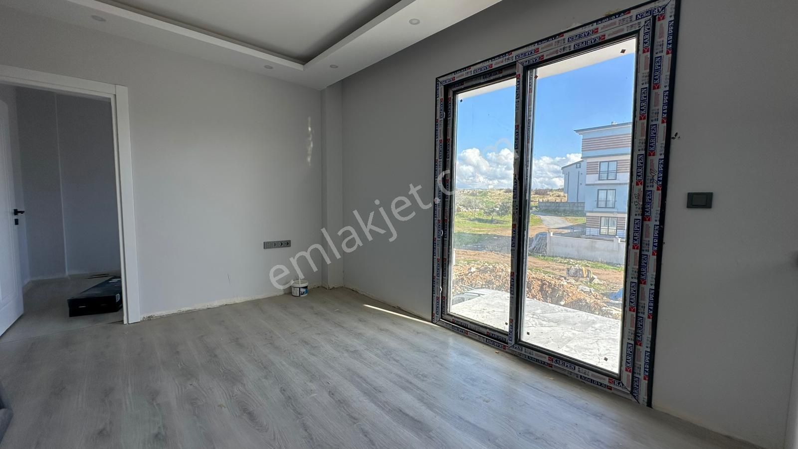 Hisar Mahallesinde Sıfır Yüksek Giriş Kat 2+1