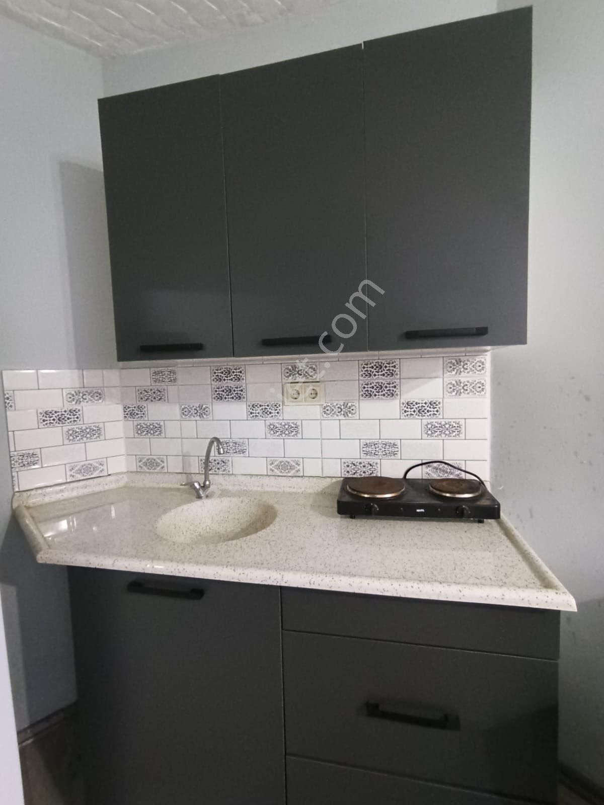 Baraj Yolunda Eşyalı Kiralık 1+1