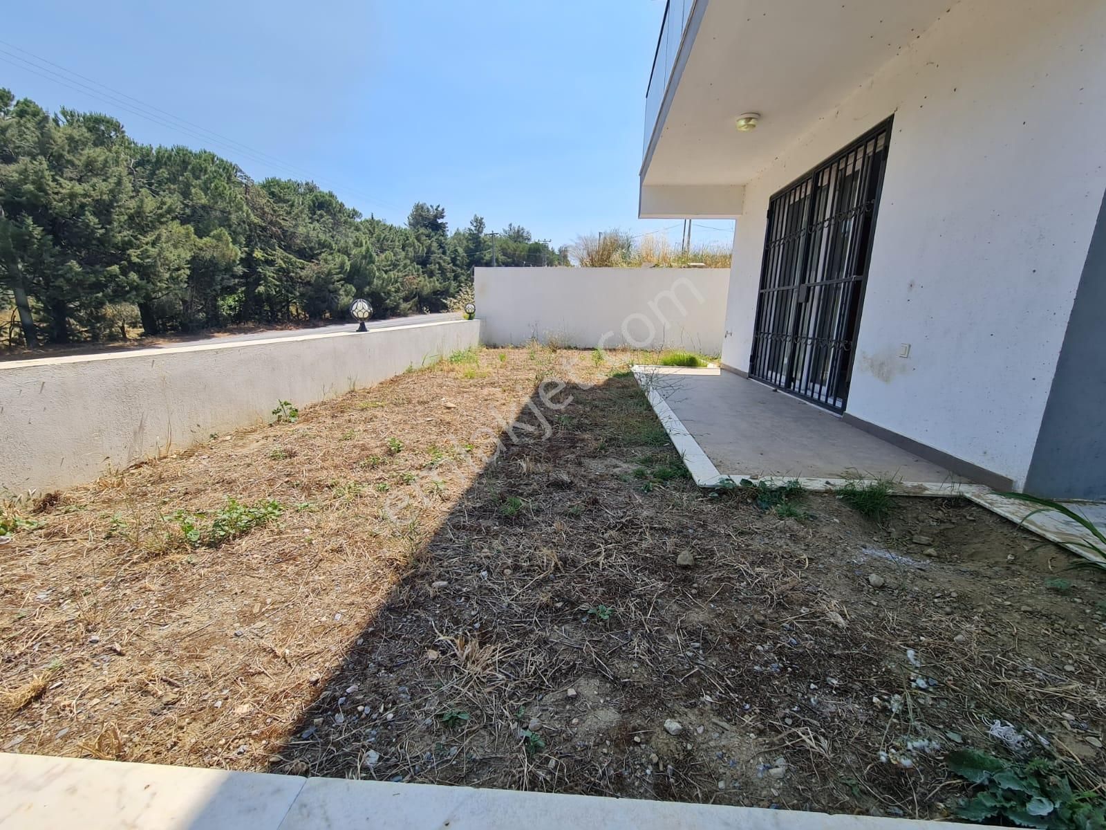 Yeniköy Üzerinde Muhteşem Doğa Havası Olan 3+1 Bahçeli Dubleks Ev - Görsel 26