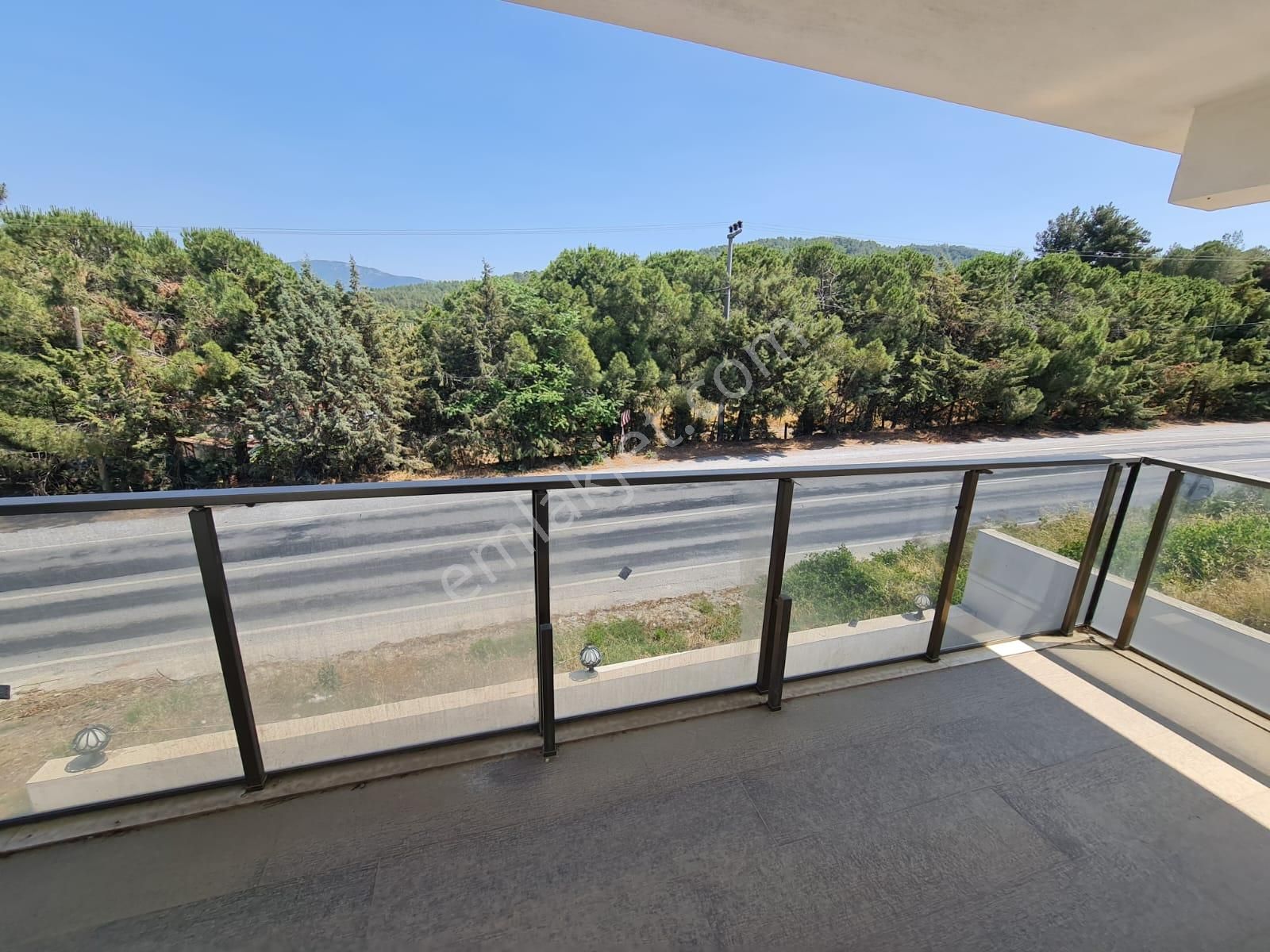 Yeniköy Üzerinde Muhteşem Doğa Havası Olan 3+1 Bahçeli Dubleks Ev - Görsel 31