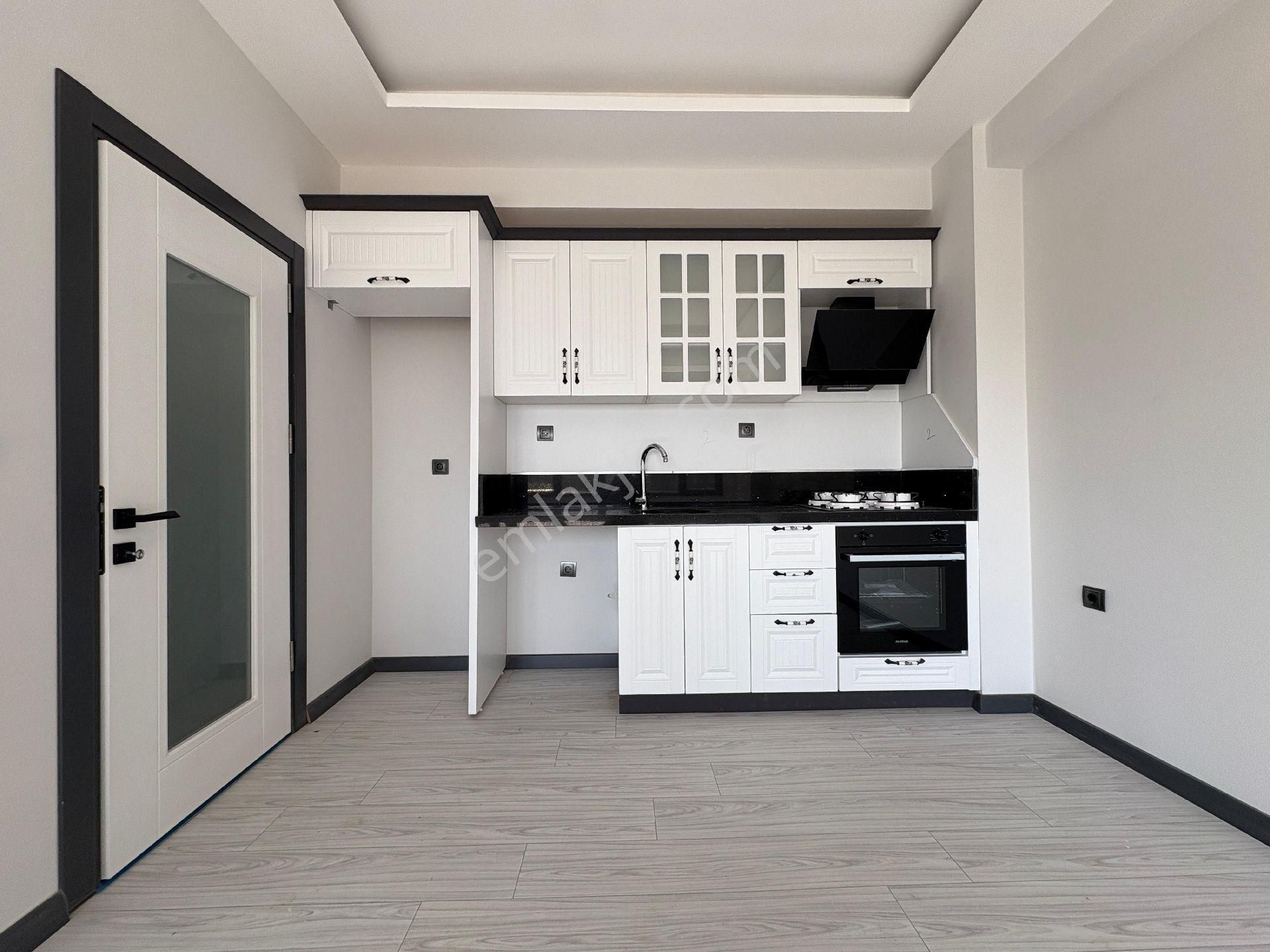 Arya'dan Altınoluk'ta Şık Tasarımlı 4+1 Ters Dubleks Daire - Görsel 28