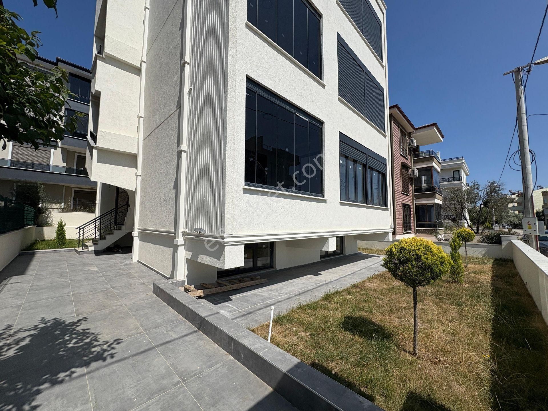 Arya'dan Altınoluk'ta Şık Tasarımlı 4+1 Ters Dubleks Daire - Görsel 31
