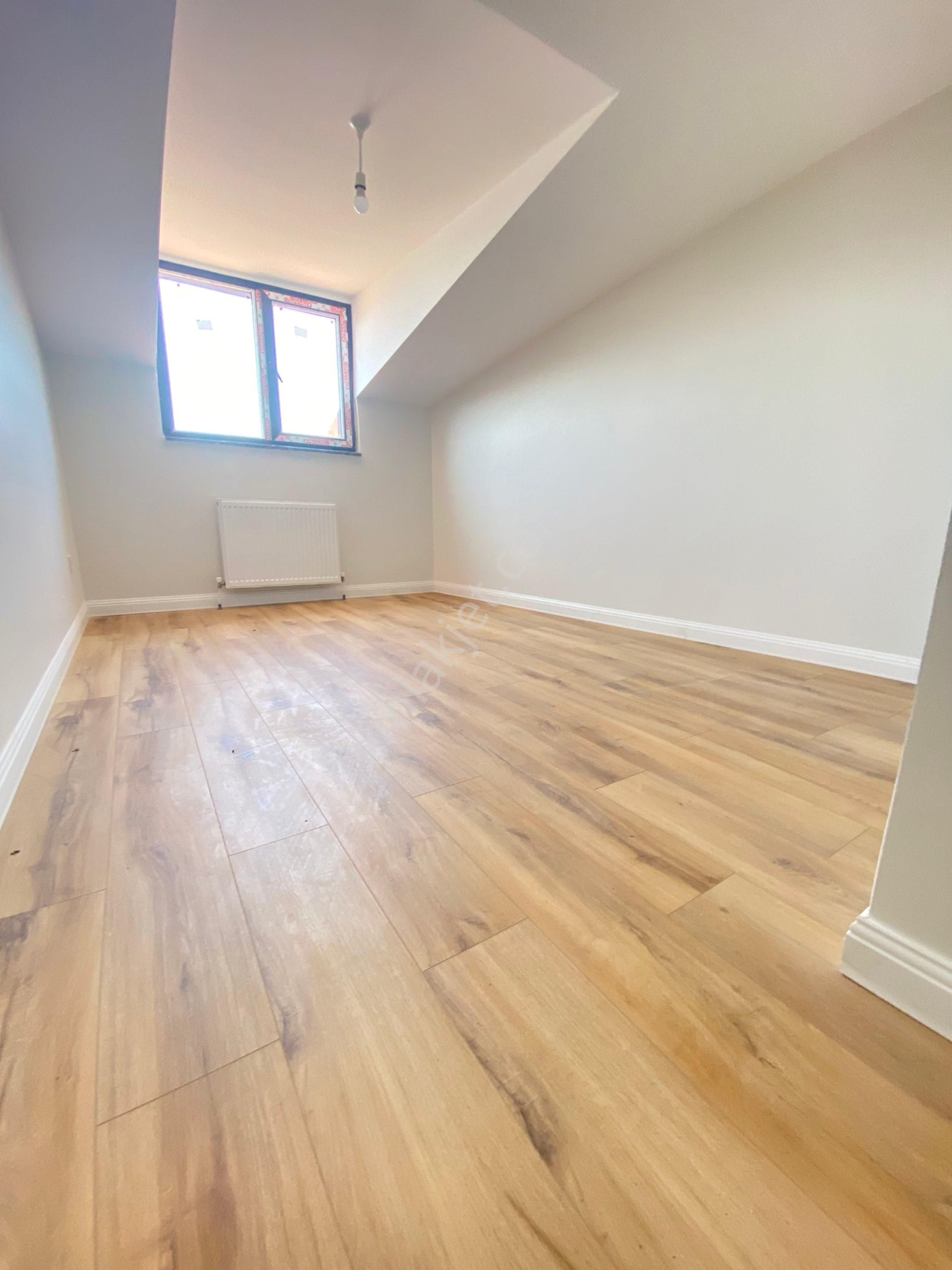 Sultanbeyli Mimarsinan Mah. Satılık 5+1 Üst Dublex Daire - Görsel 24