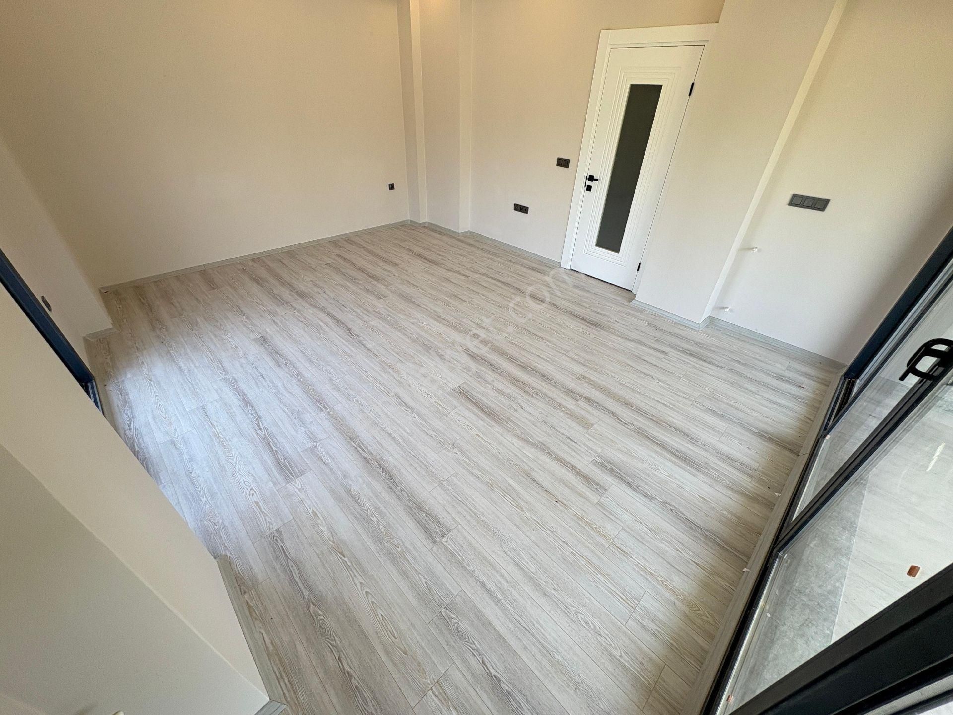 Arya'dan Altınoluk Merkezi Konumda 3+1 Satılık Villa - Görsel 35