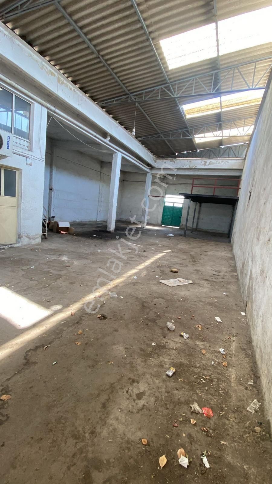 Hurdacılar San. Sitesi'nde Mükemmel Yatırım 250m2 Çift Girişli