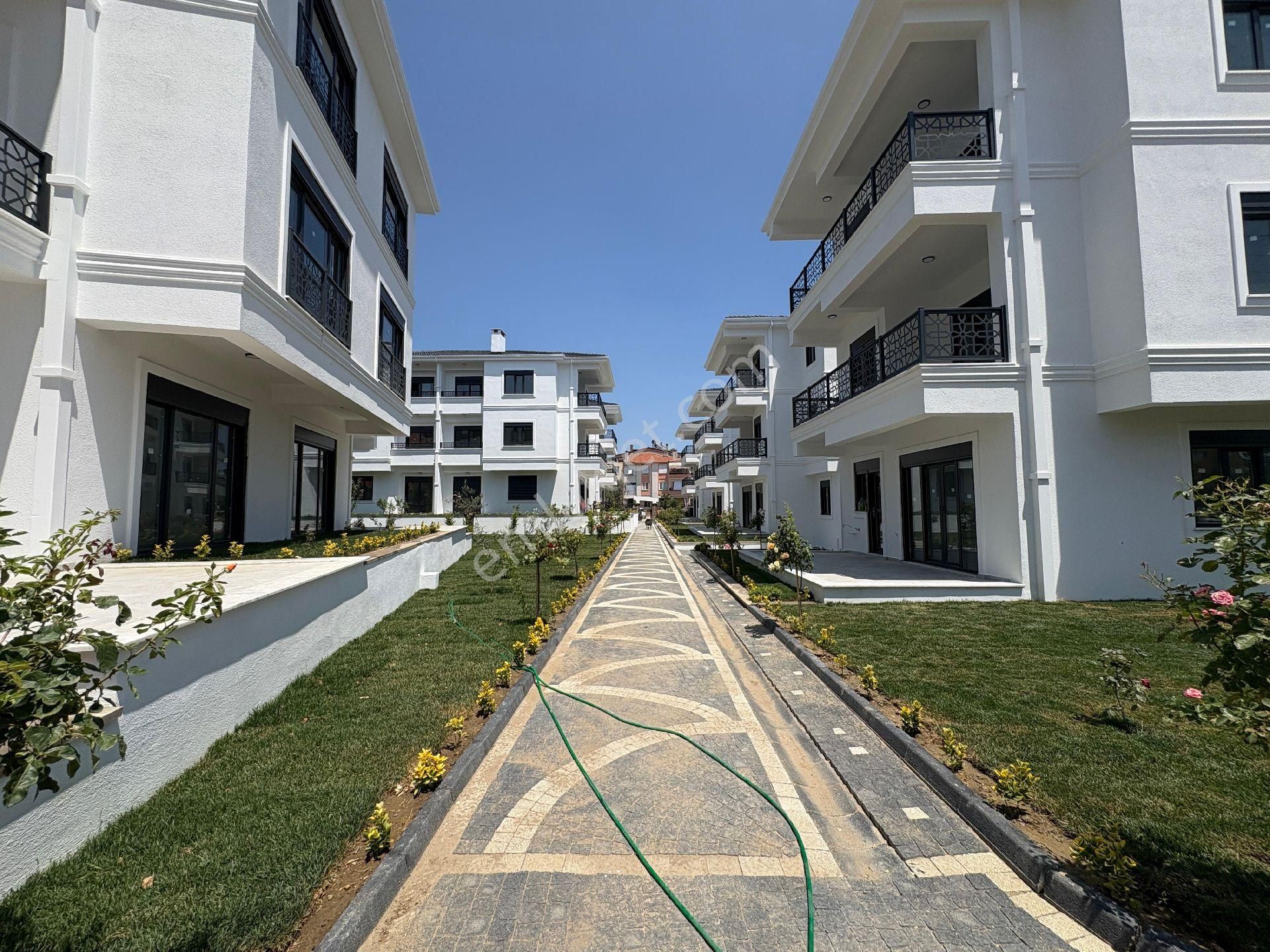 Arya'dan Site İçersinde Denize 300 Metre 2+1 Şık Tasarımlı Daire - Görsel 4